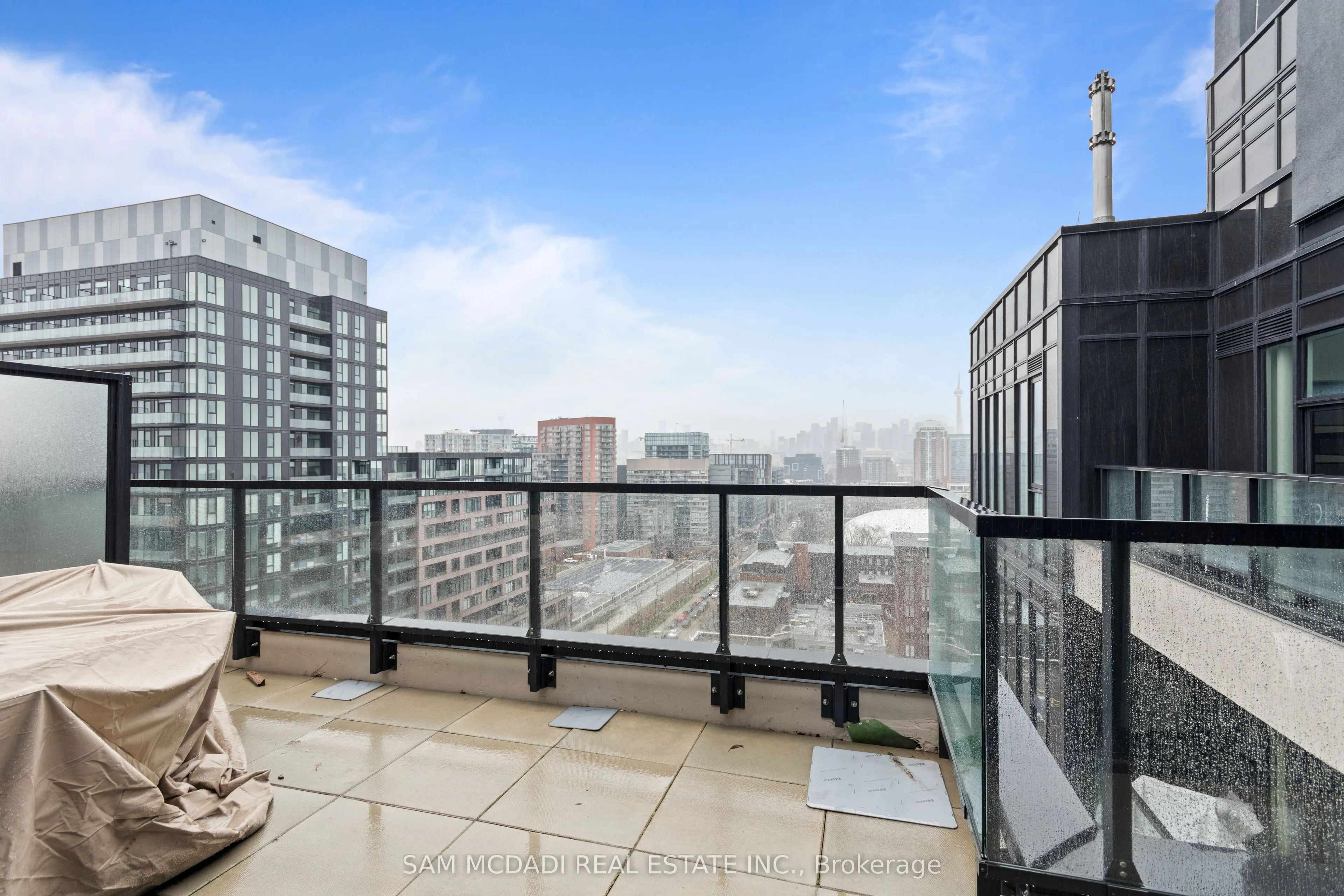 270 Dufferin Street #PH01