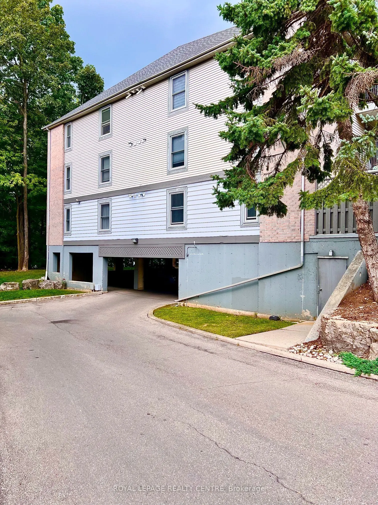 2040 Cleaver Avenue #115