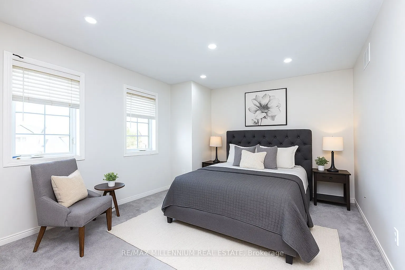 7 Graham Crescent