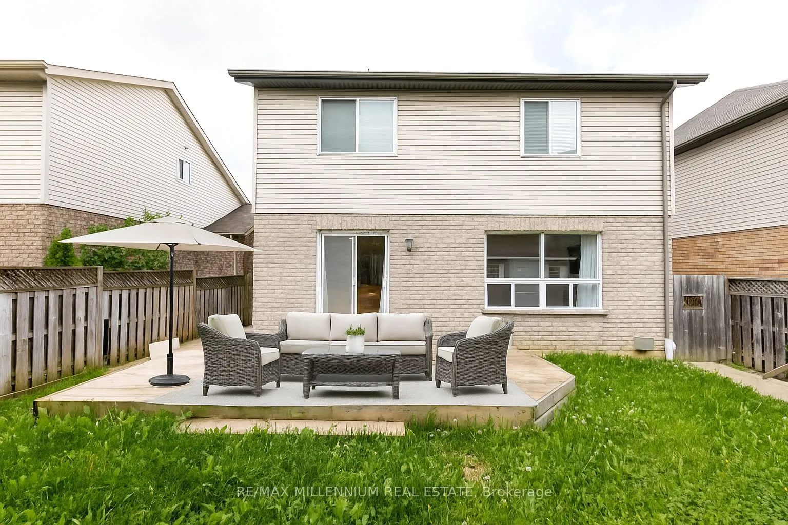 7 Graham Crescent