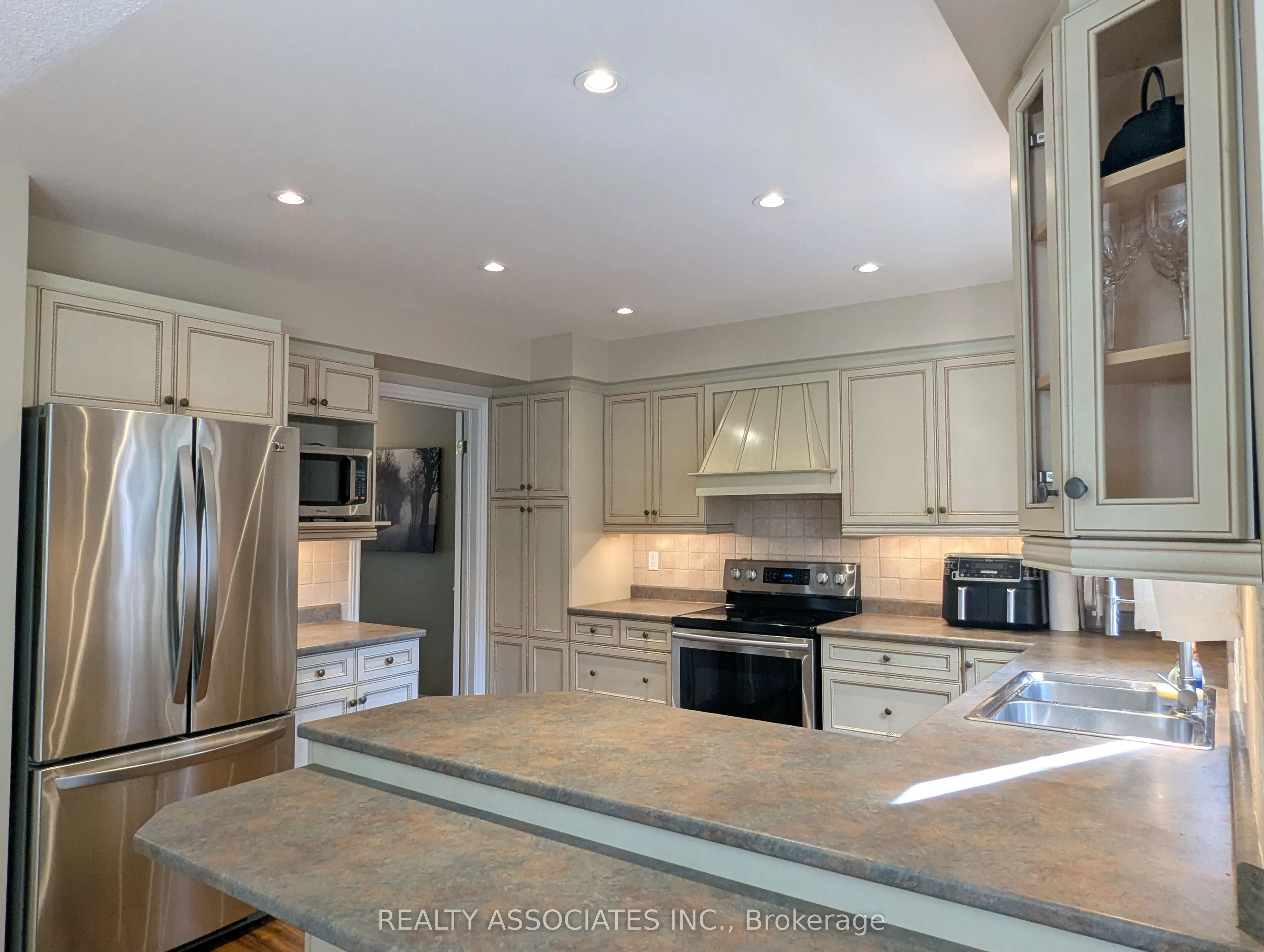 3279 Charlebrook Court