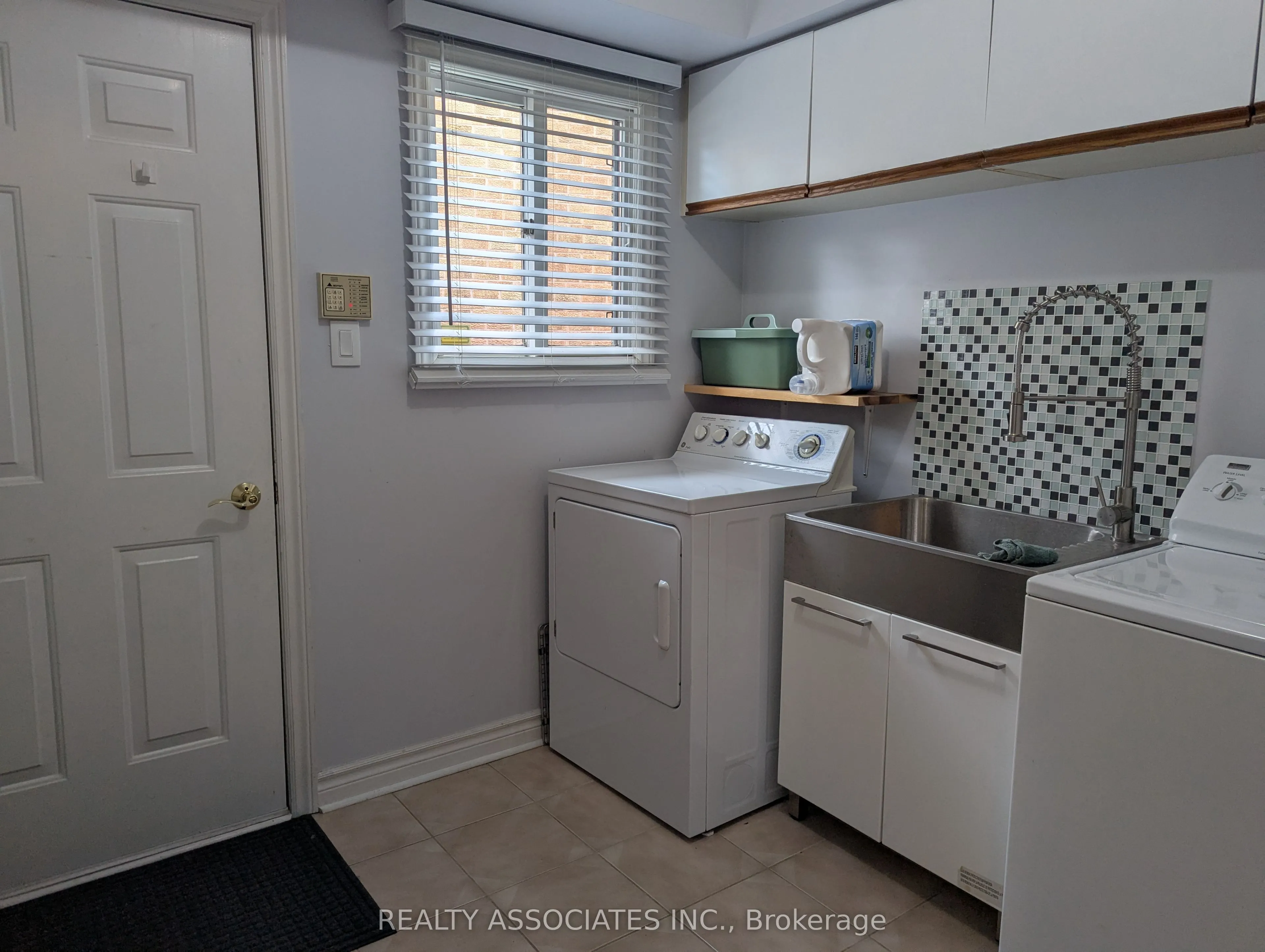 3279 Charlebrook Court