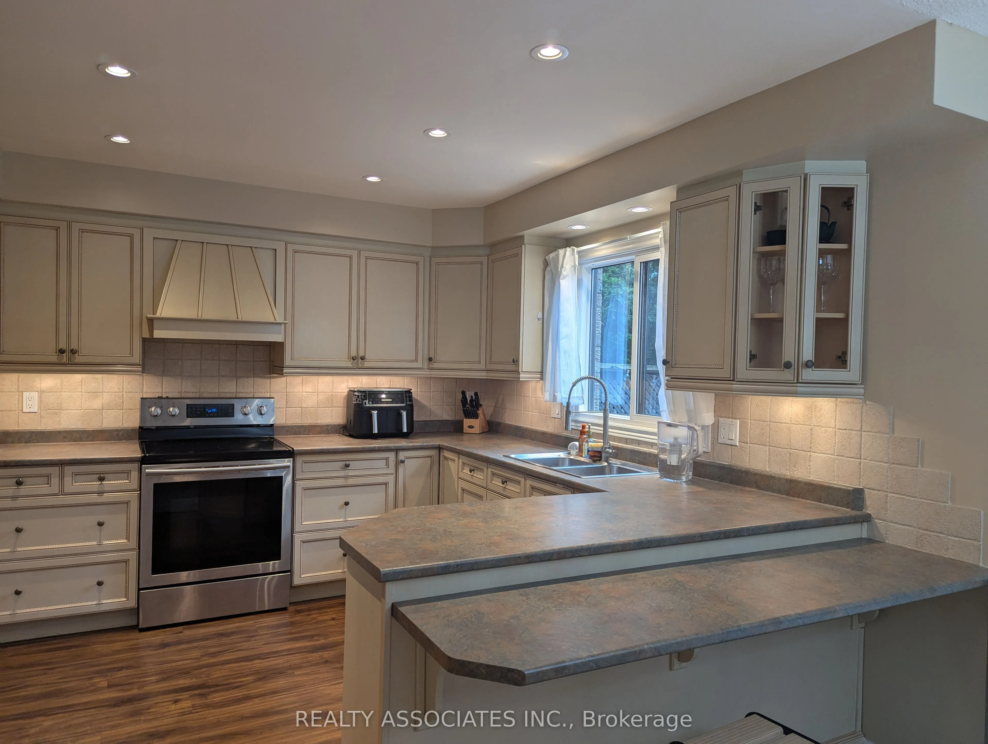 3279 Charlebrook Court