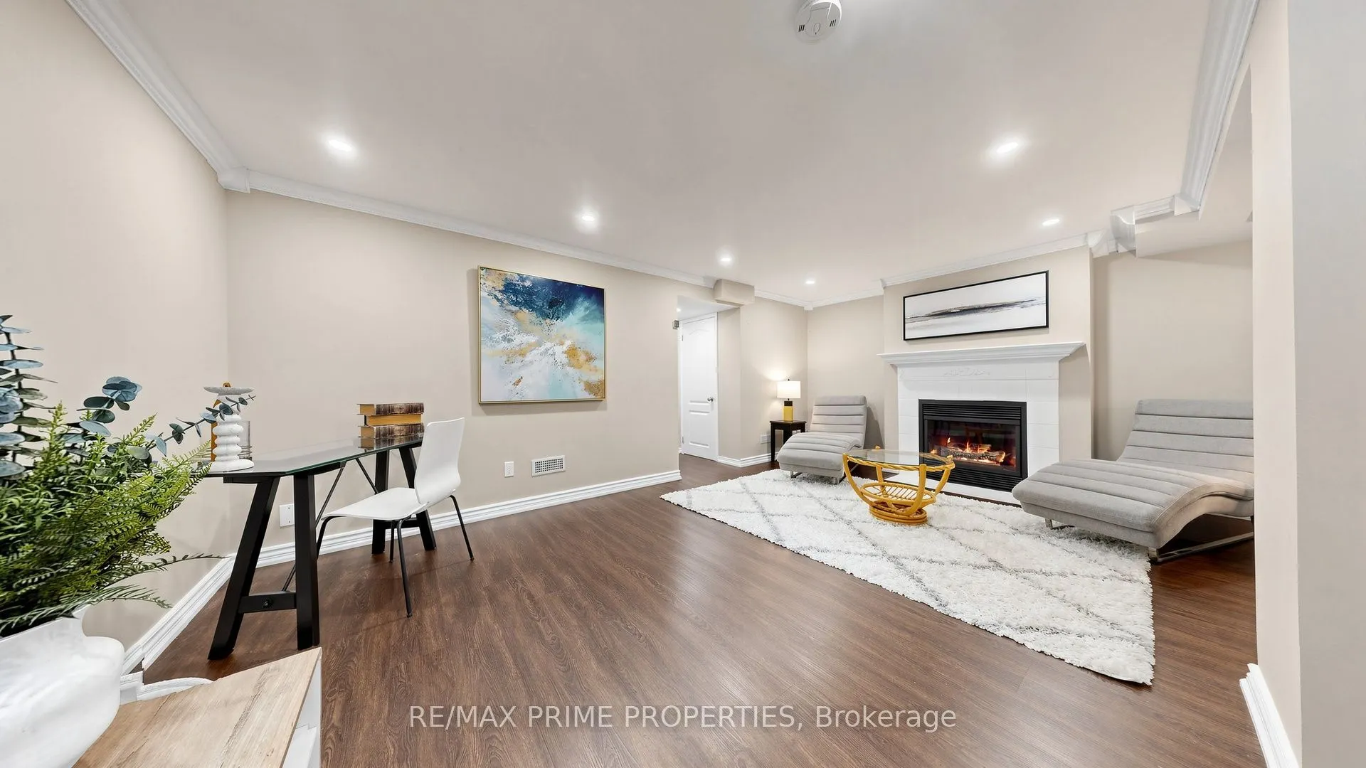 1084 Queen Street W #18B