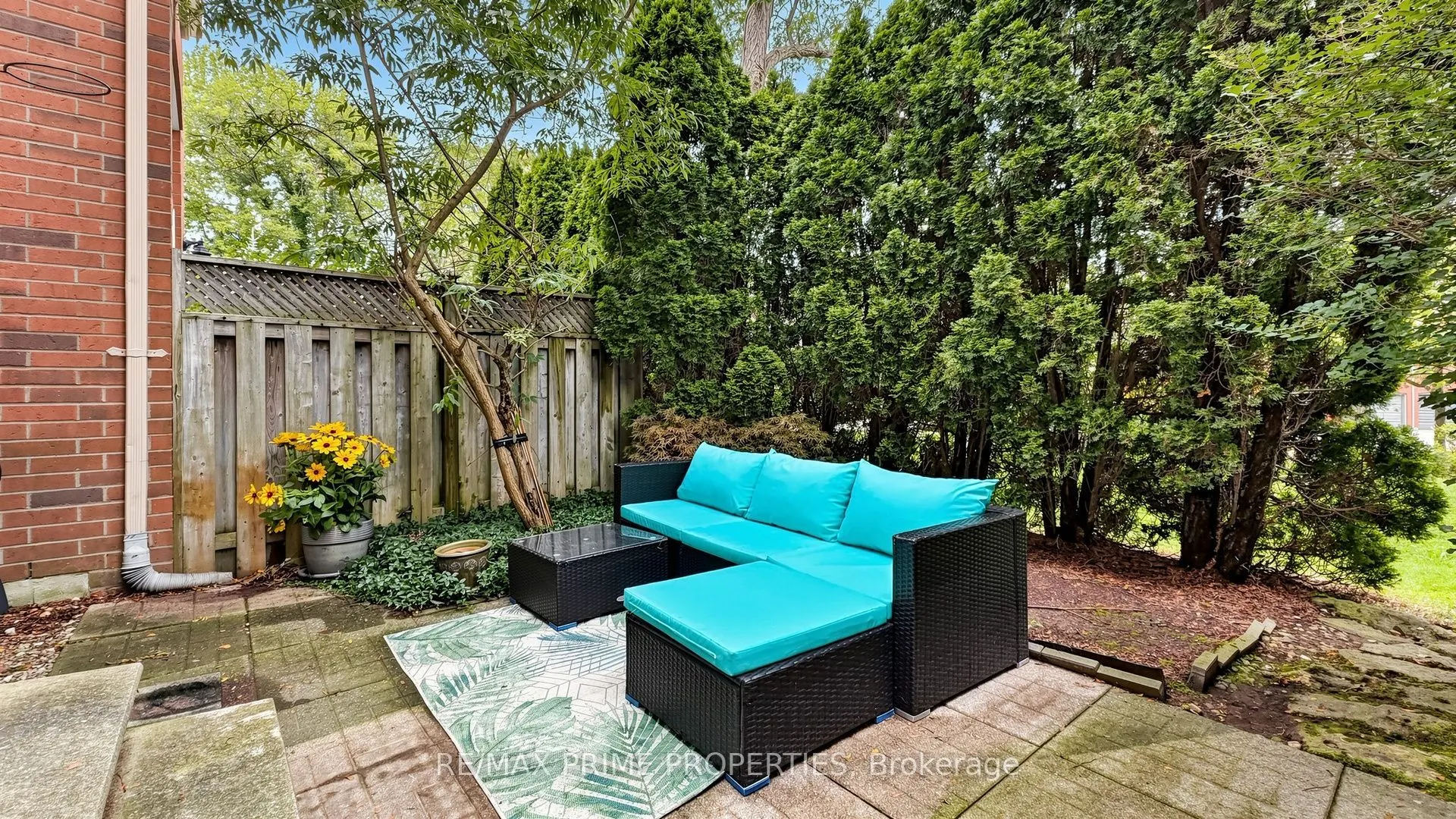 1084 Queen Street W #18B