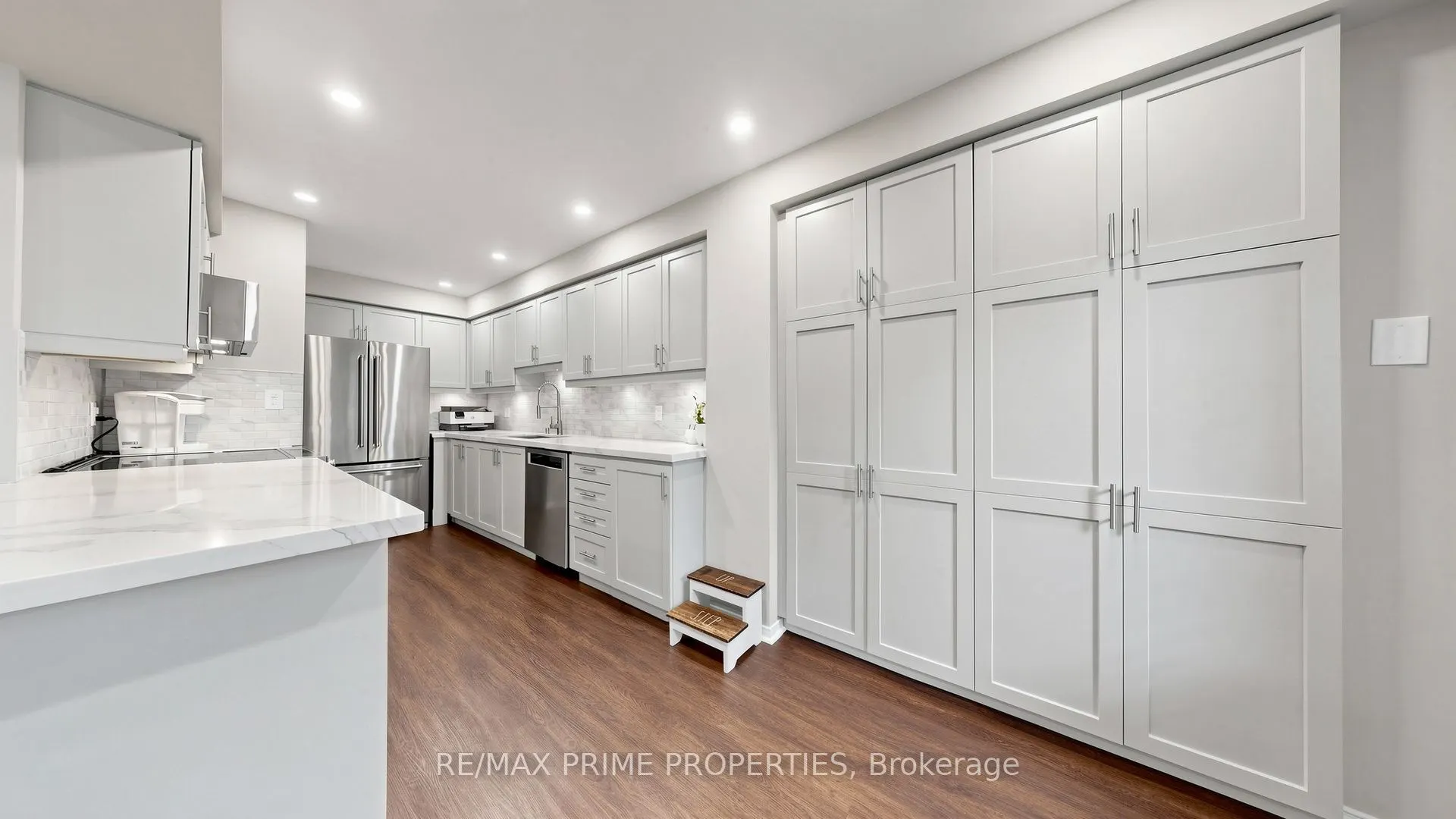 1084 Queen Street W #18B