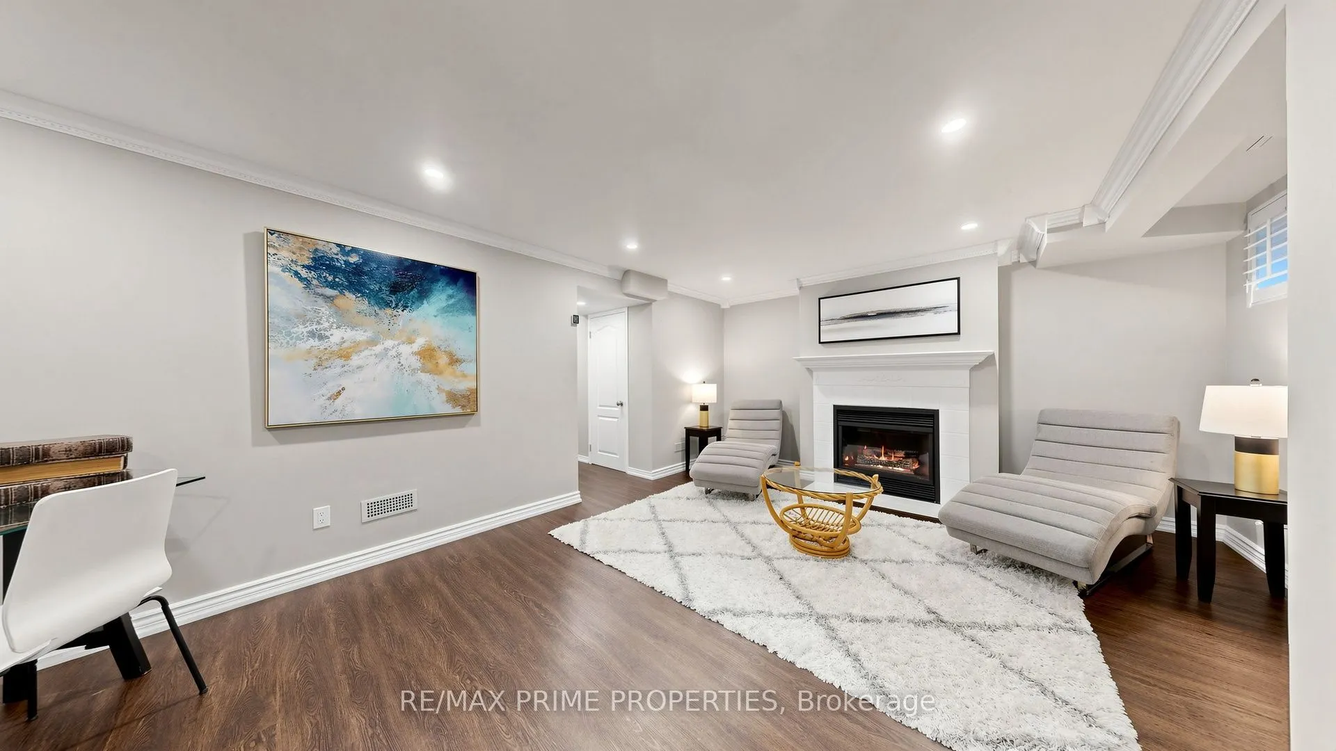 1084 Queen Street W #18B