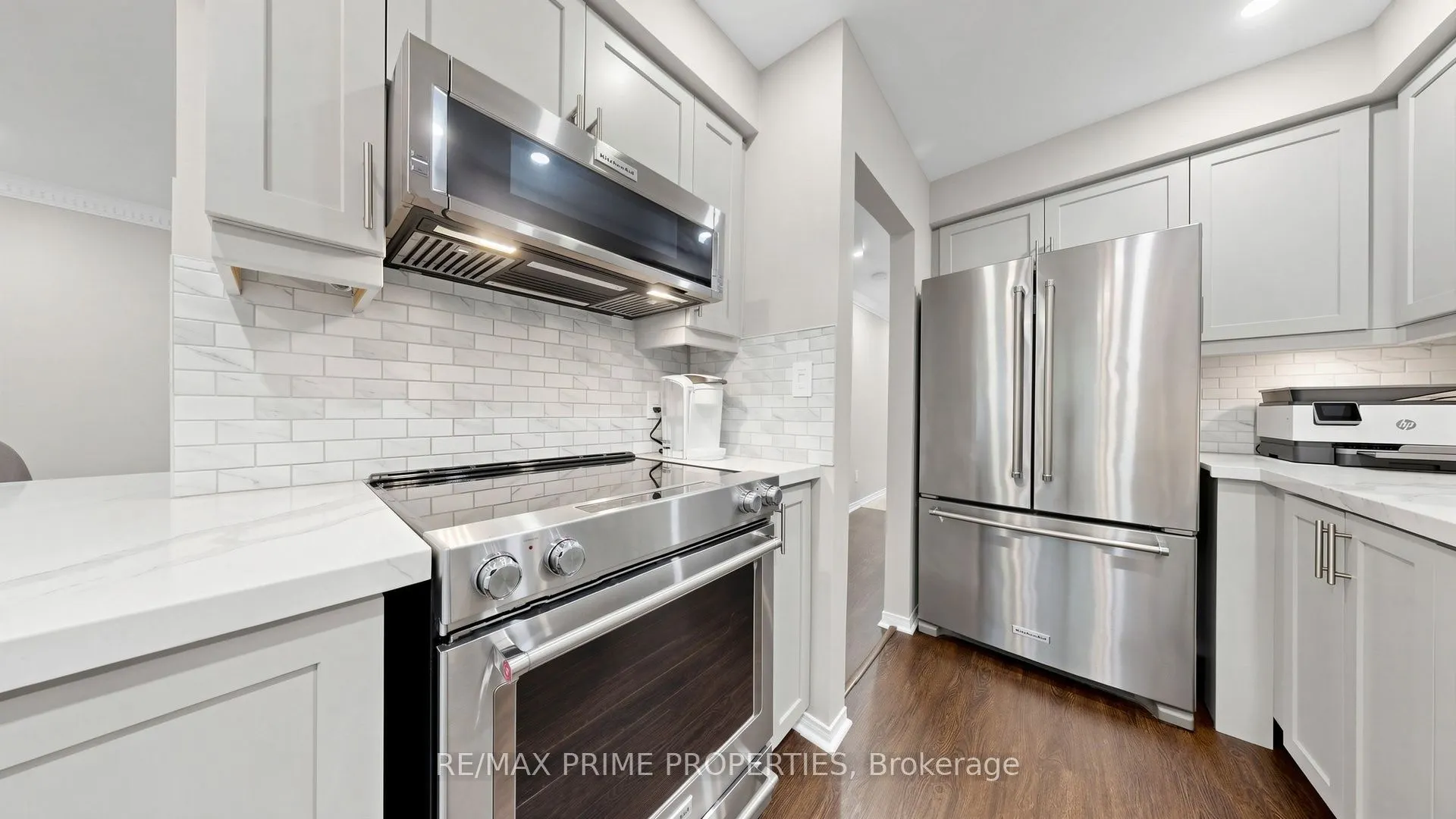 1084 Queen Street W #18B