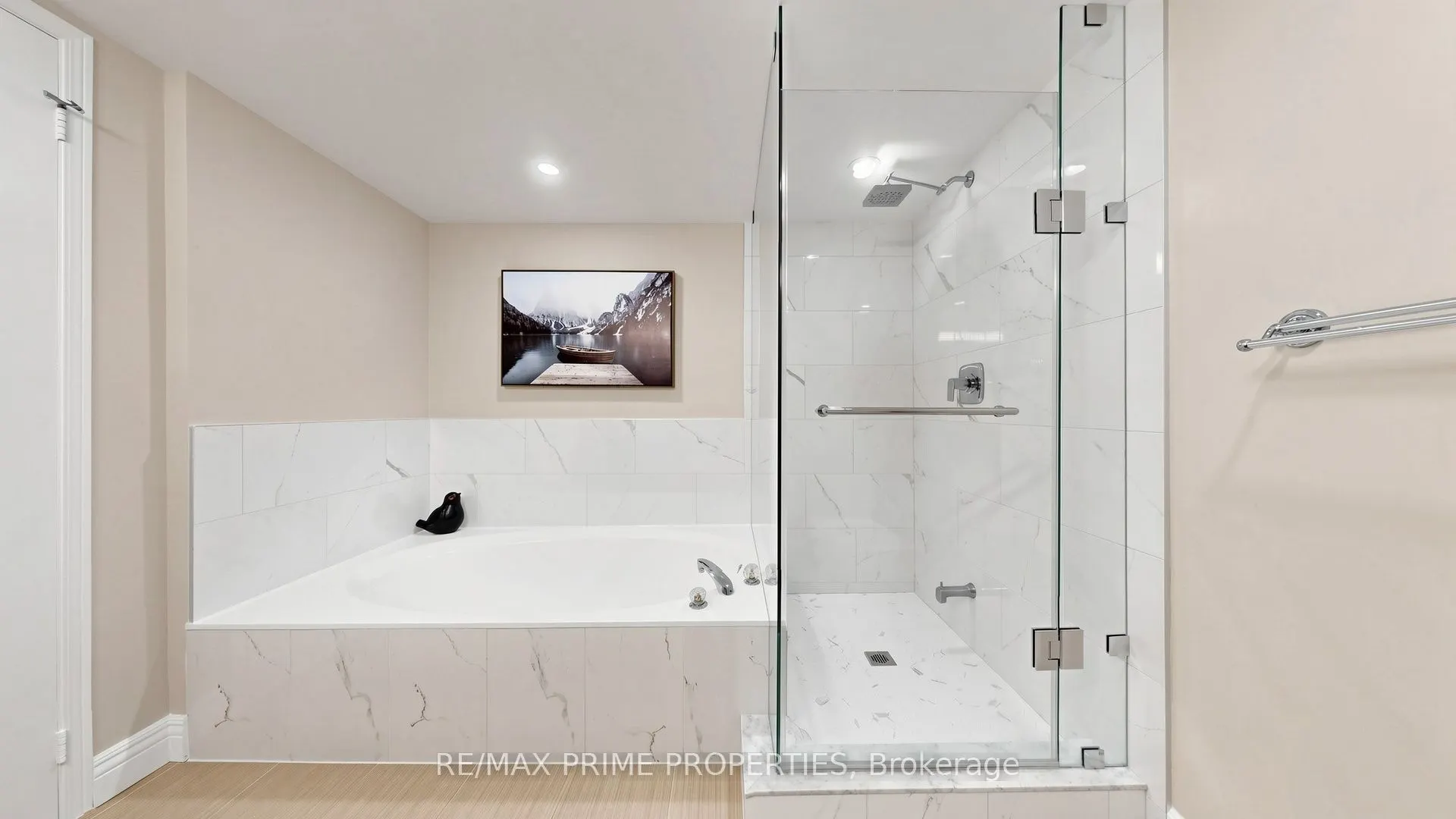 1084 Queen Street W #18B