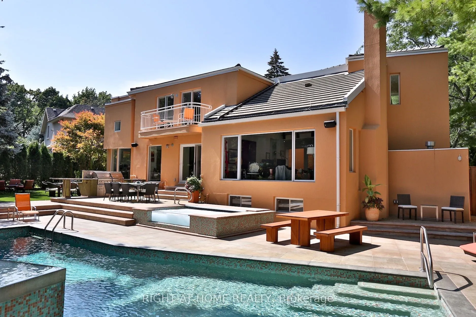 1 Friars Lane