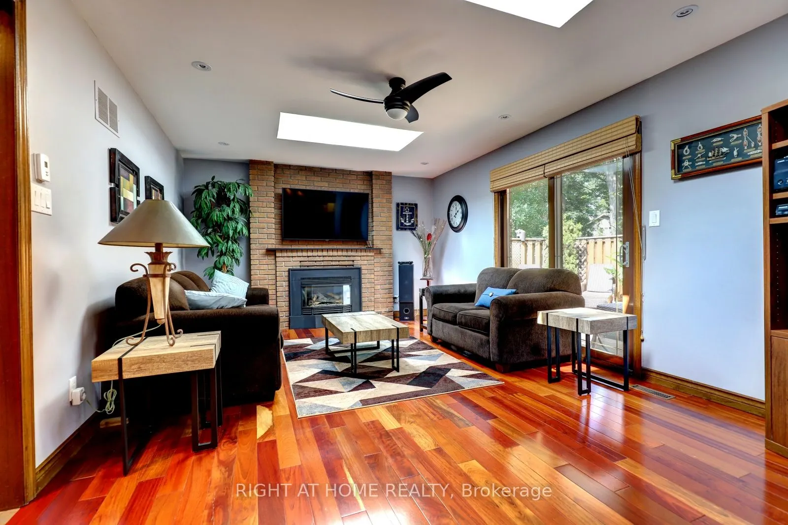 1412 Carmen Drive