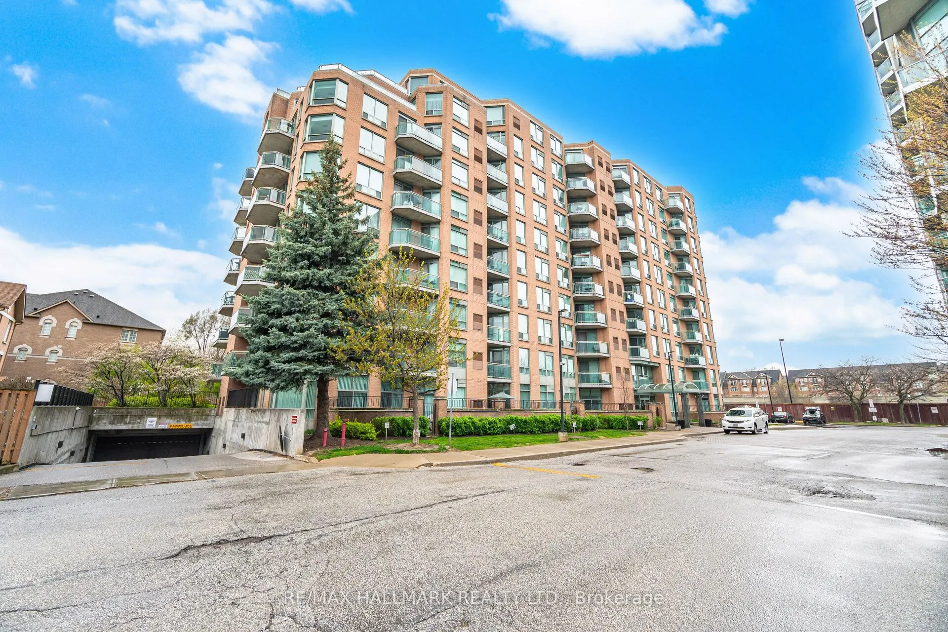 190 Manitoba Street #209