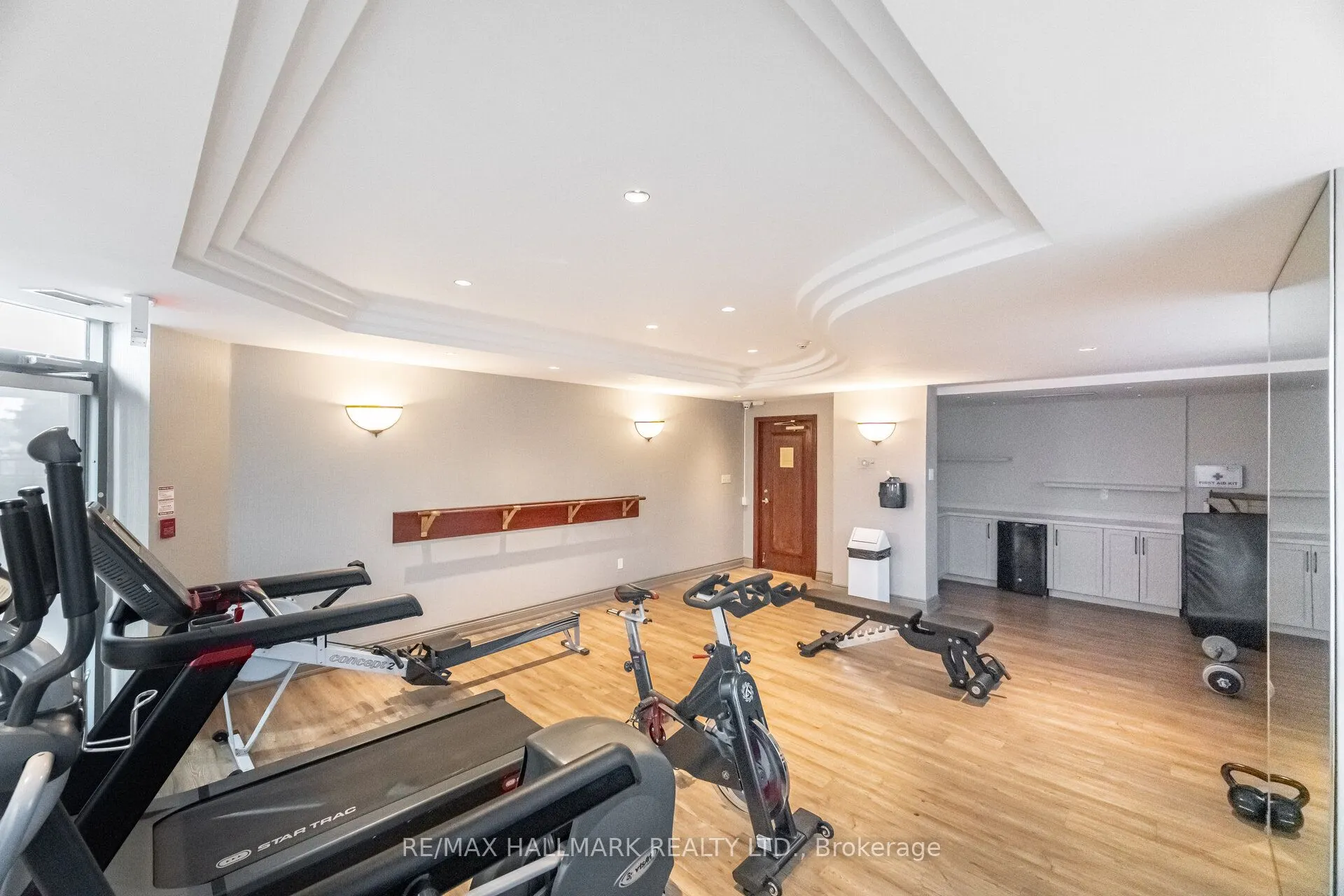 190 Manitoba Street #209