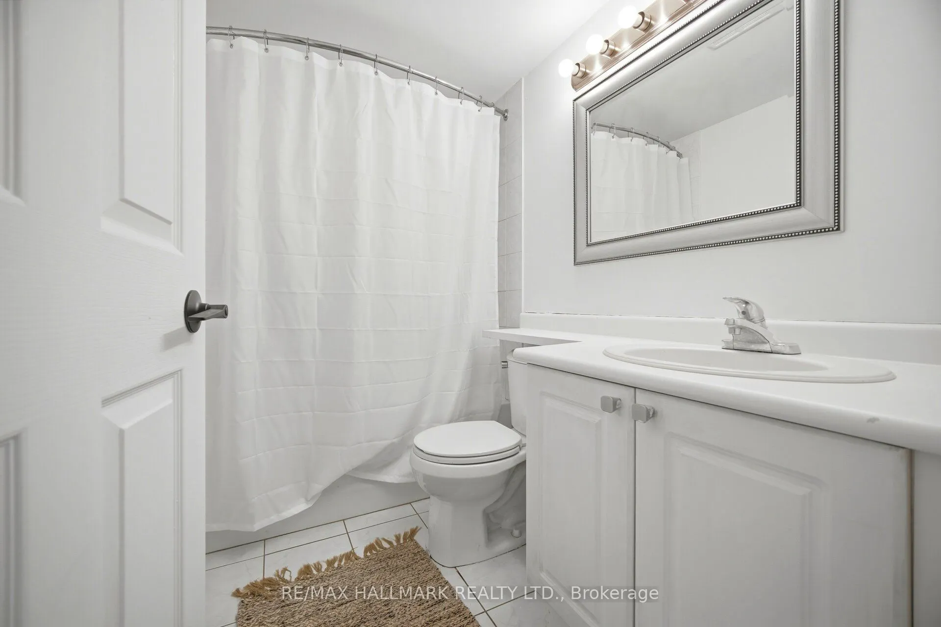 190 Manitoba Street #209