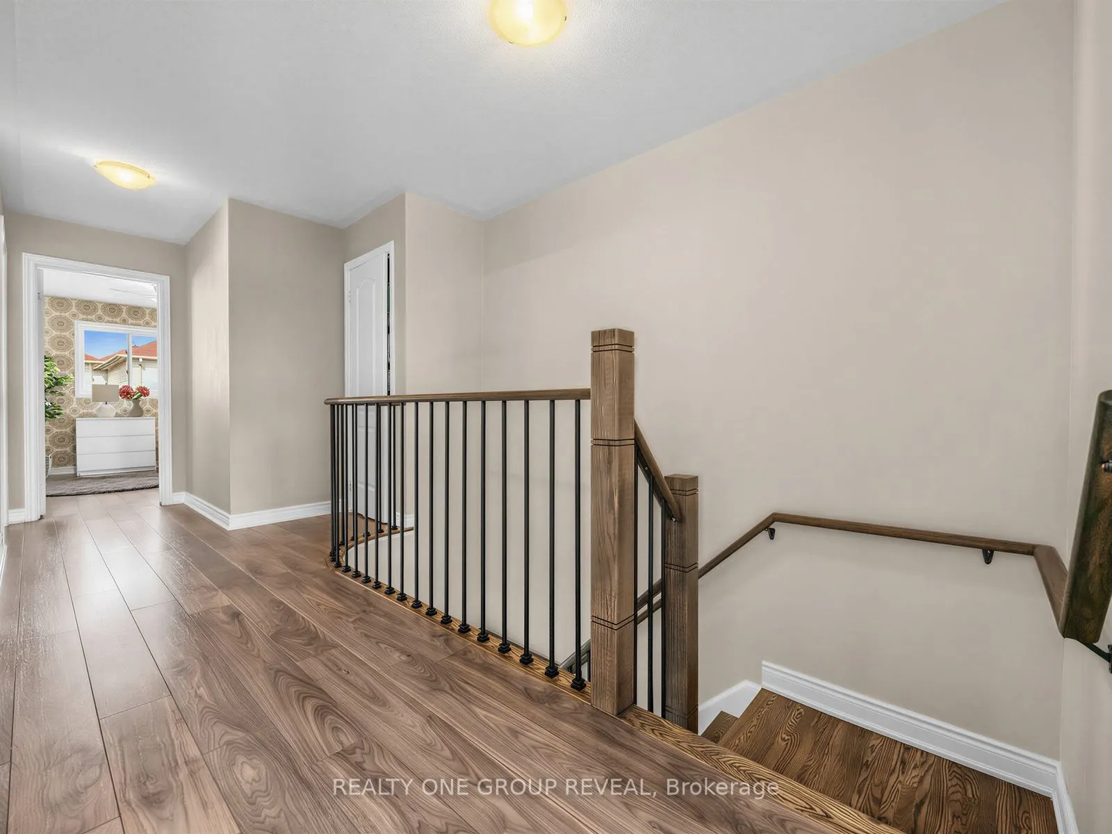6122 Coxswain Crescent