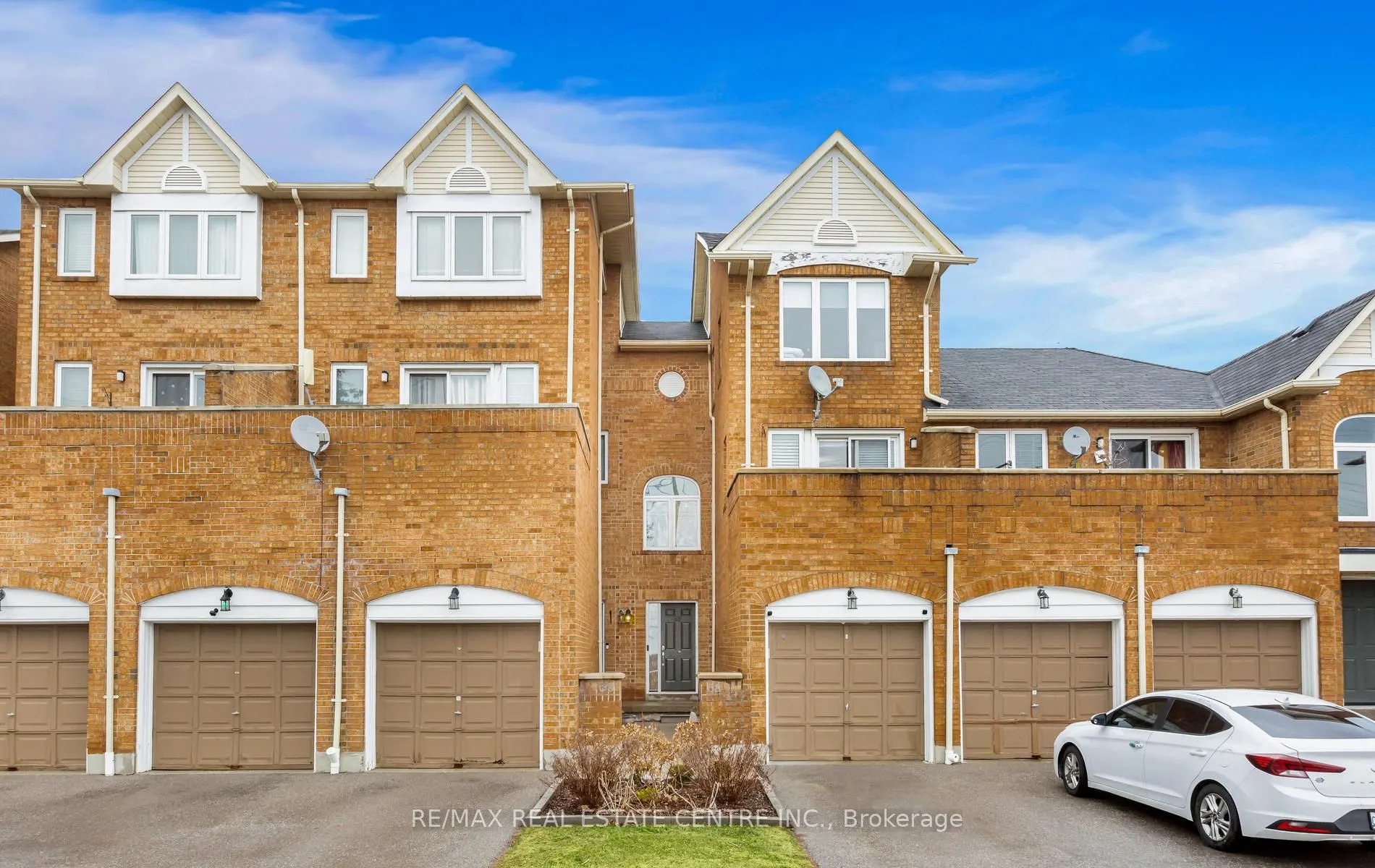 45 Bristol Road E #68