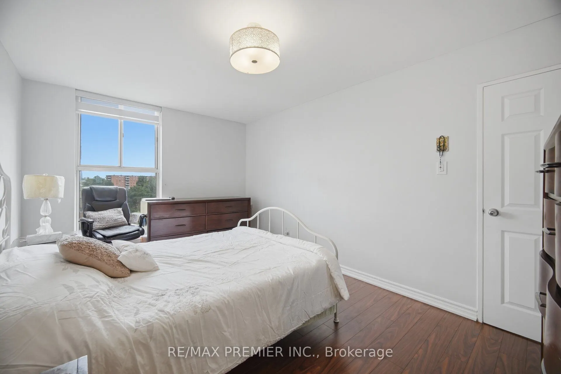 2825 Islington Avenue #406