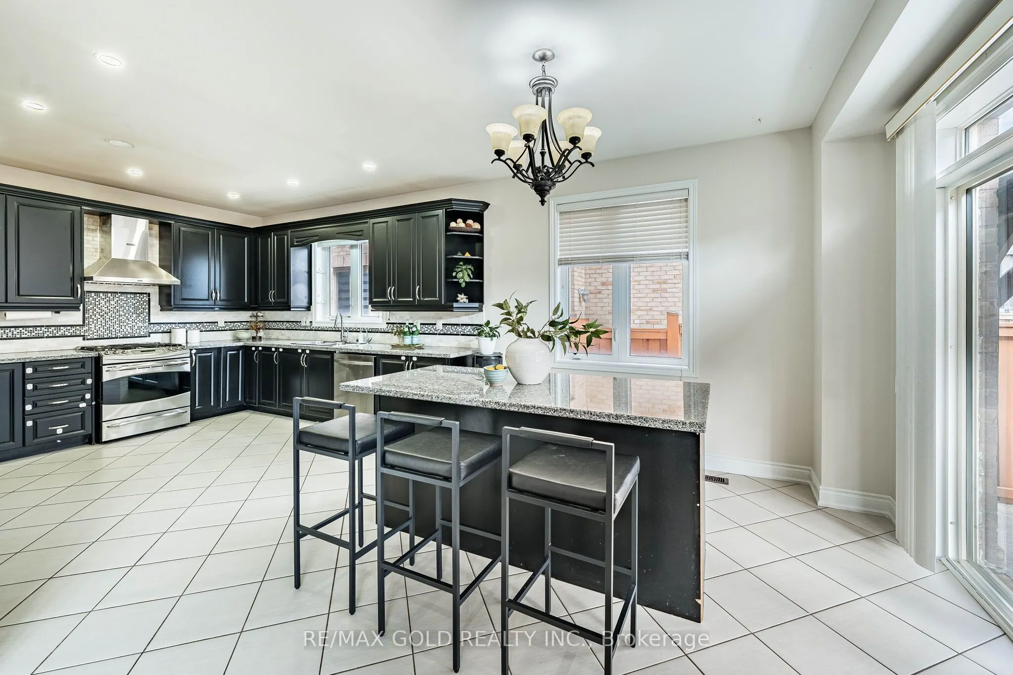 54 Orangeblossom Trail