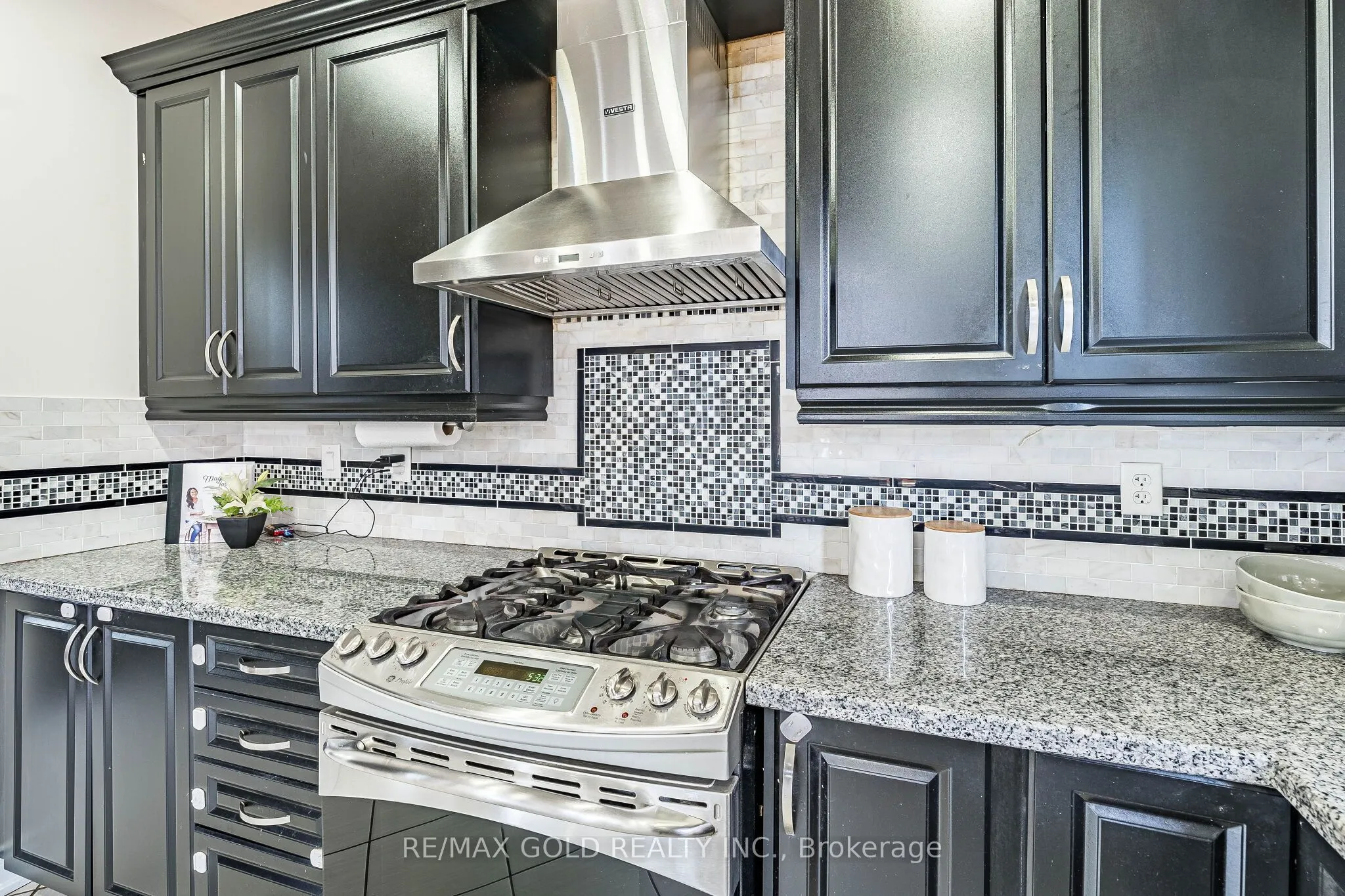 54 Orangeblossom Trail