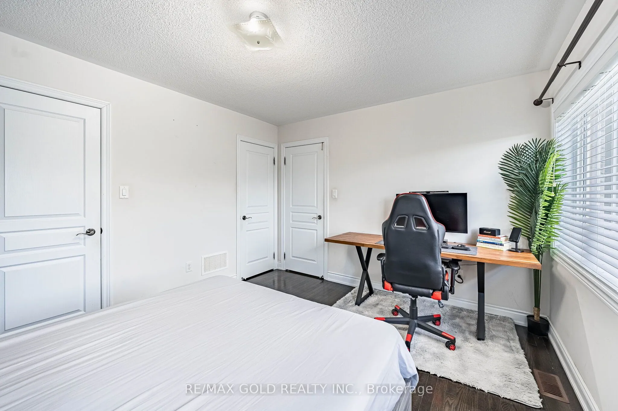 54 Orangeblossom Trail