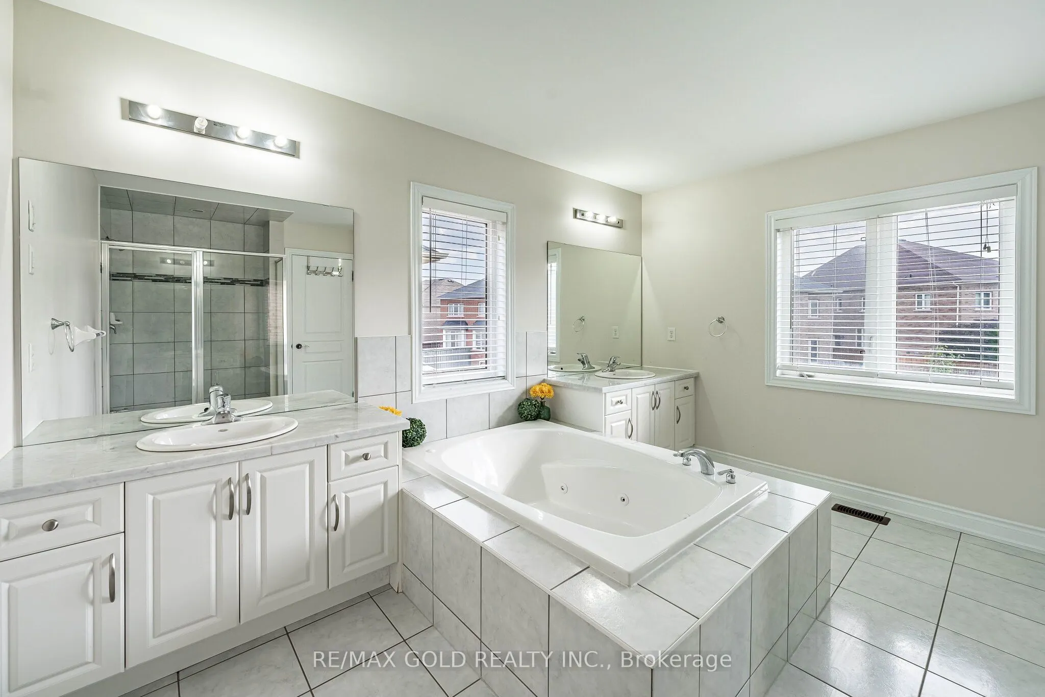 54 Orangeblossom Trail