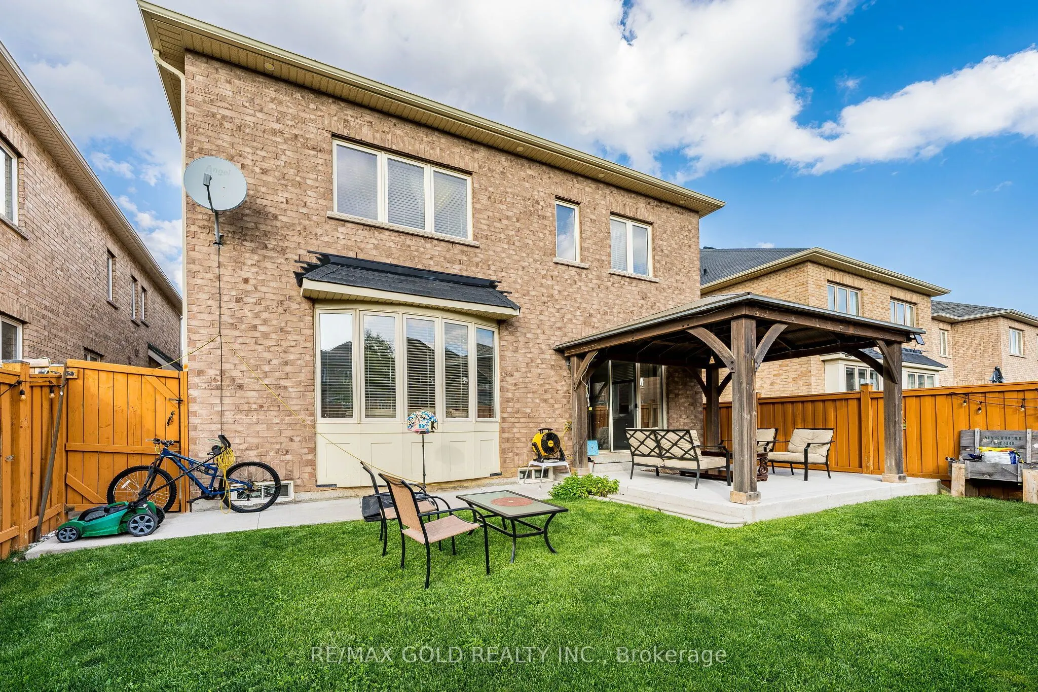 54 Orangeblossom Trail