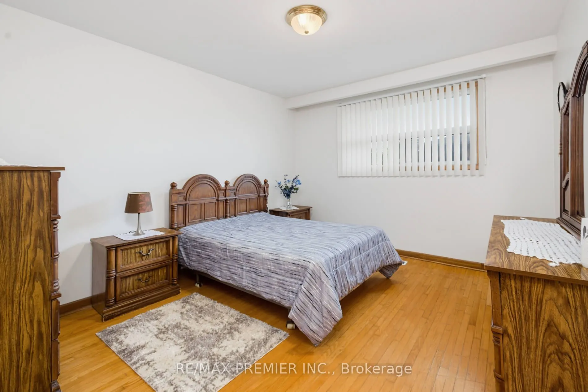 27 Whitfield Avenue