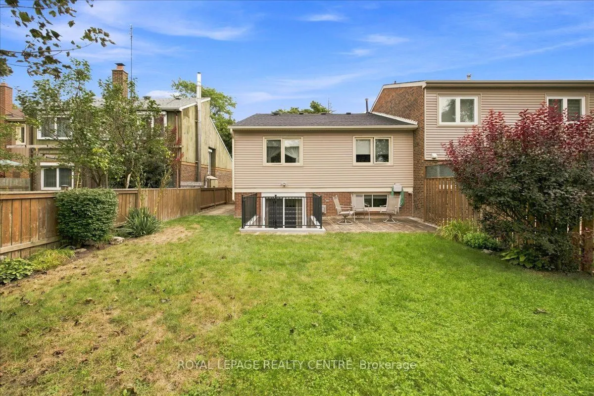 2564 Mainroyal Street