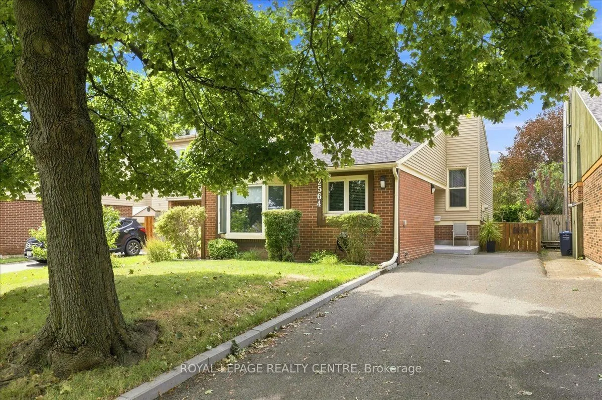 2564 Mainroyal Street