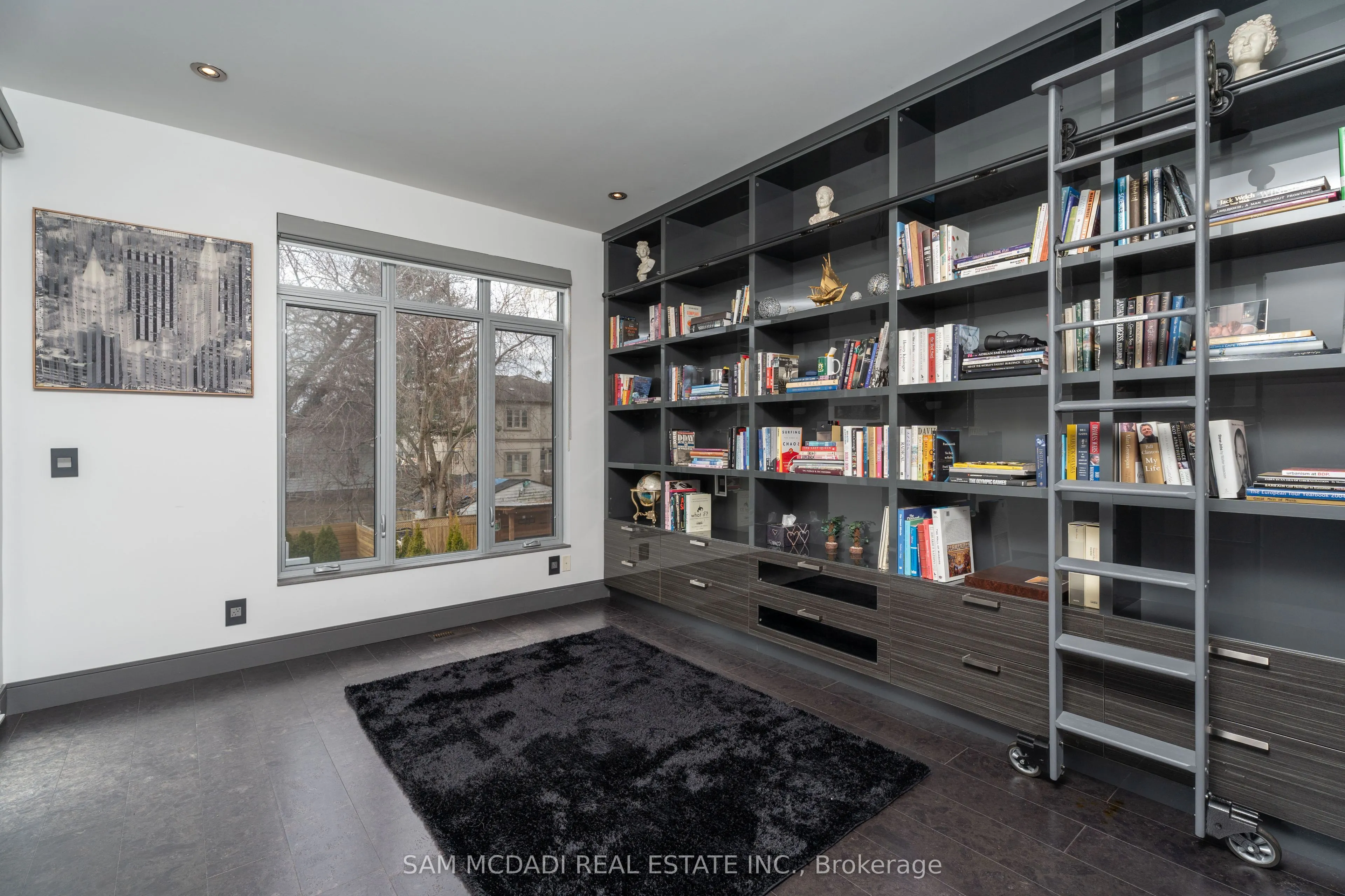 852 Goodwin Road