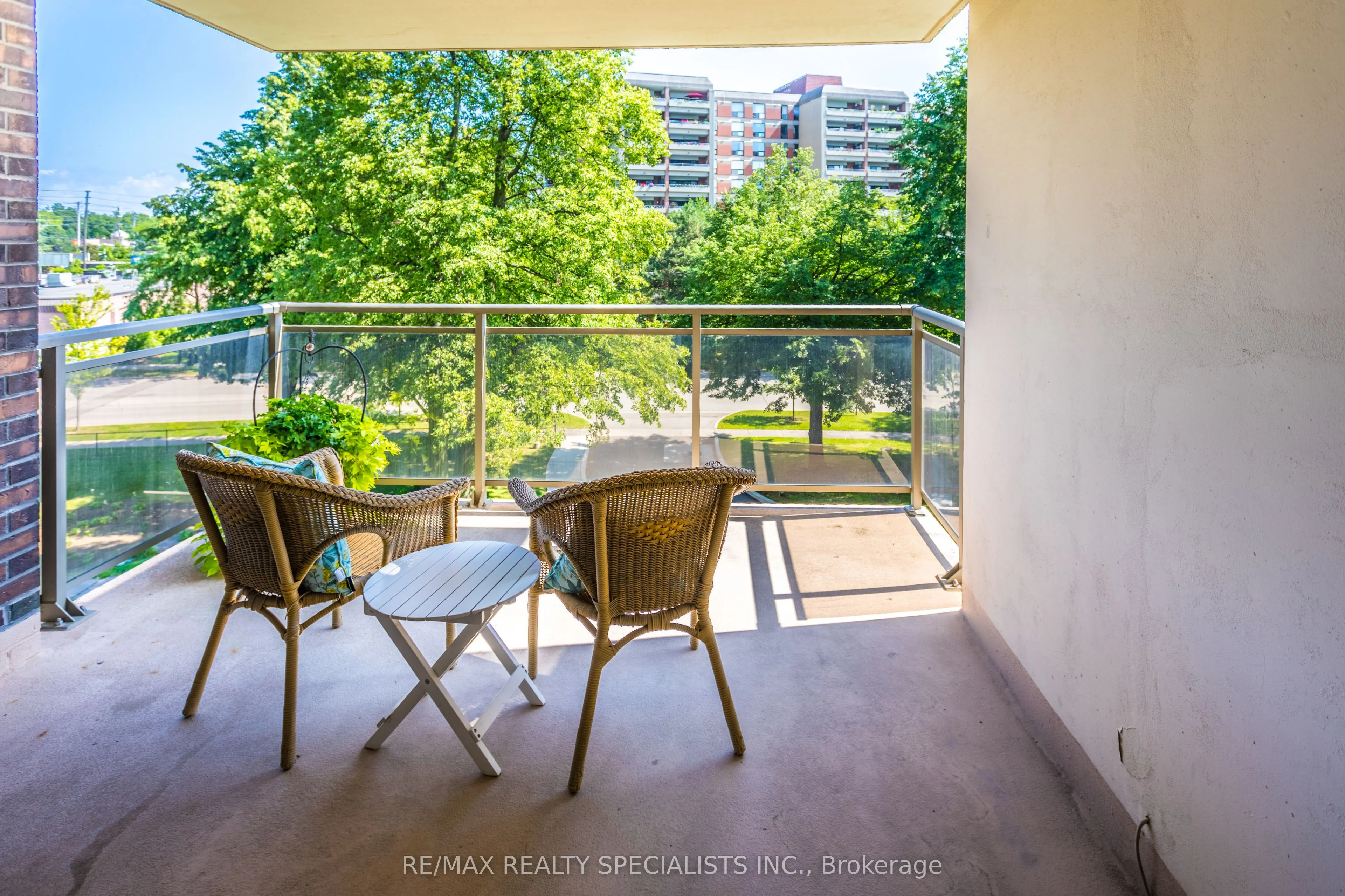 966 Inverhouse Drive #410