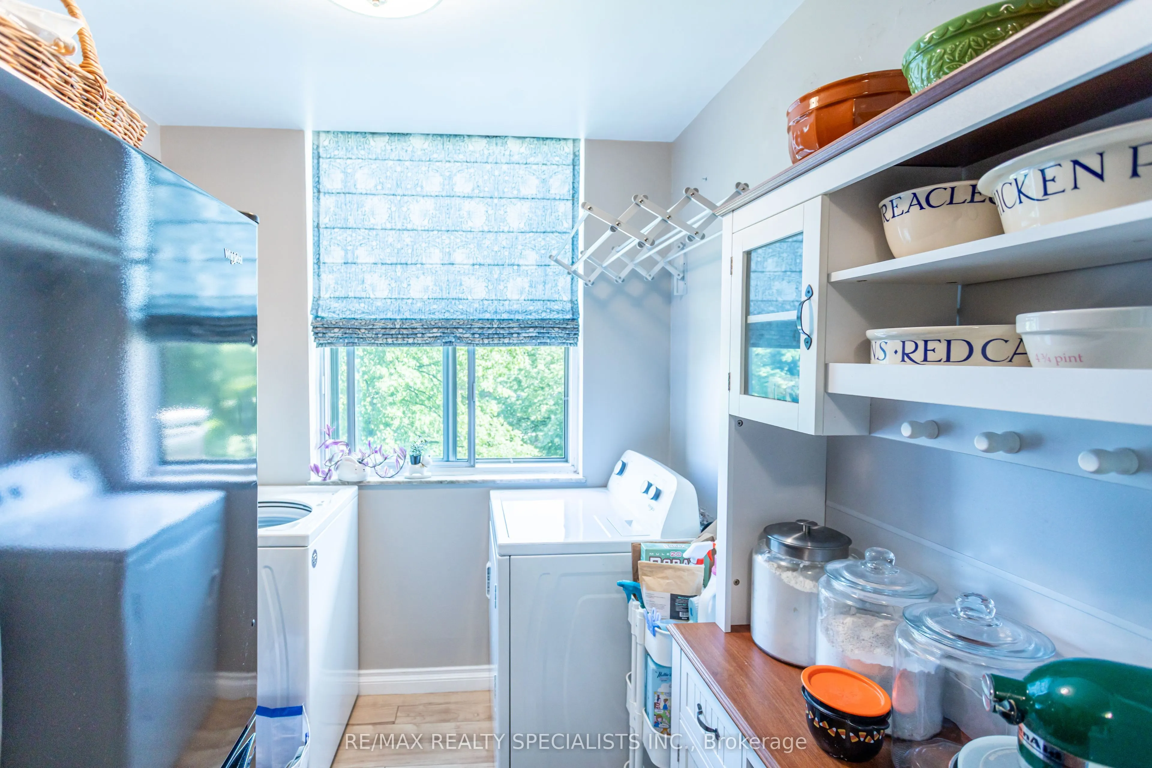 966 Inverhouse Drive #410