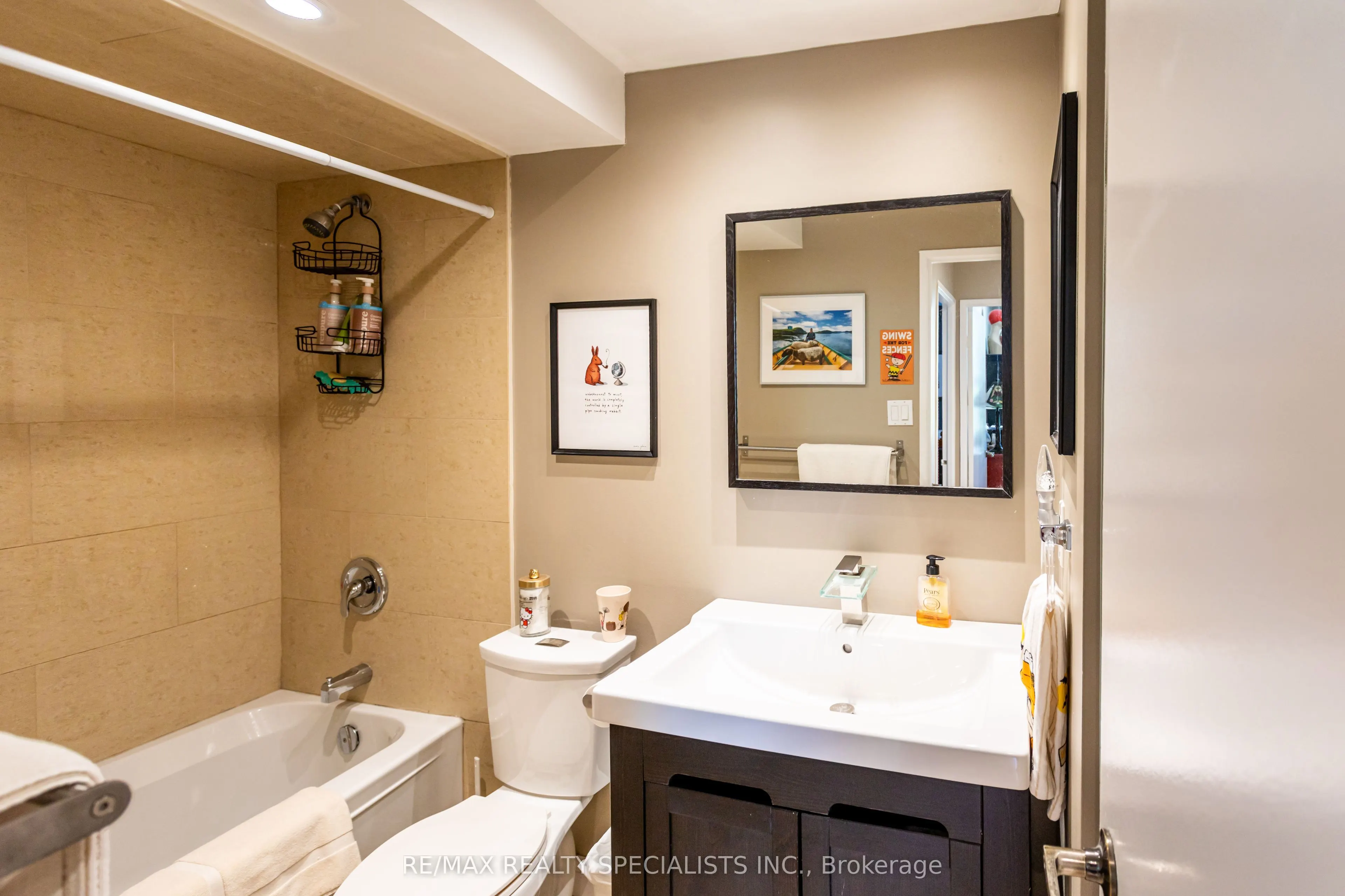 966 Inverhouse Drive #410