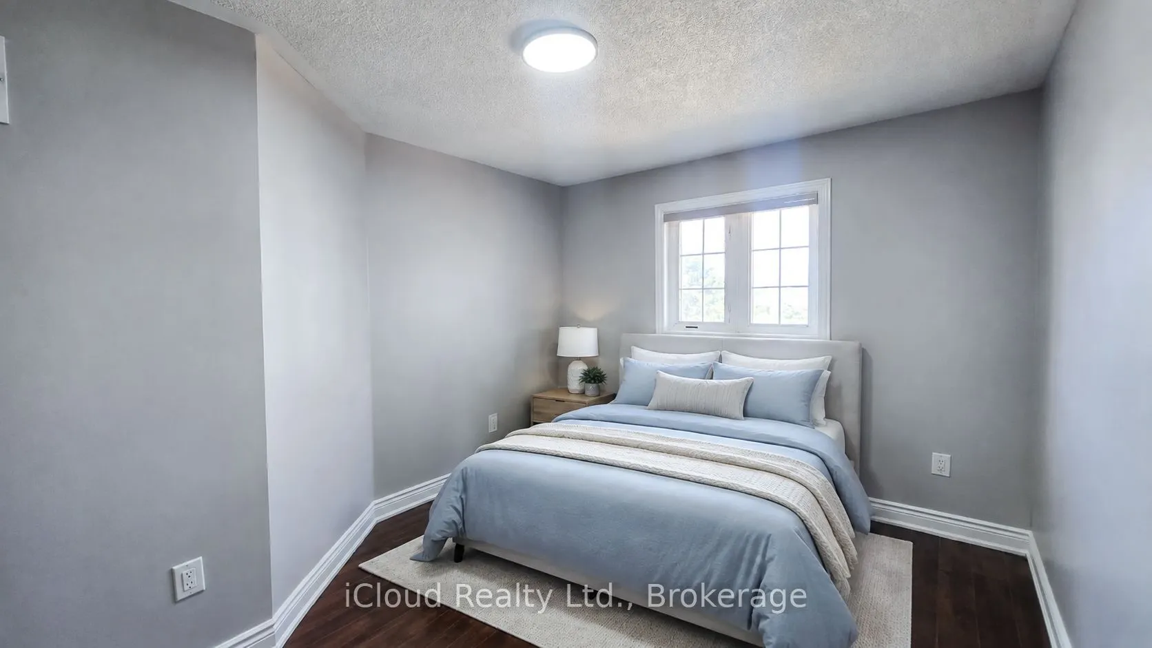 39 Manett Crescent