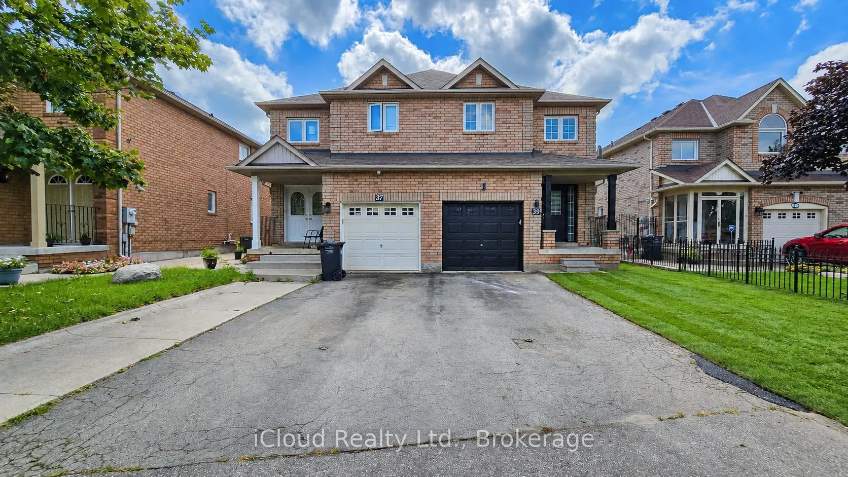39 Manett Crescent