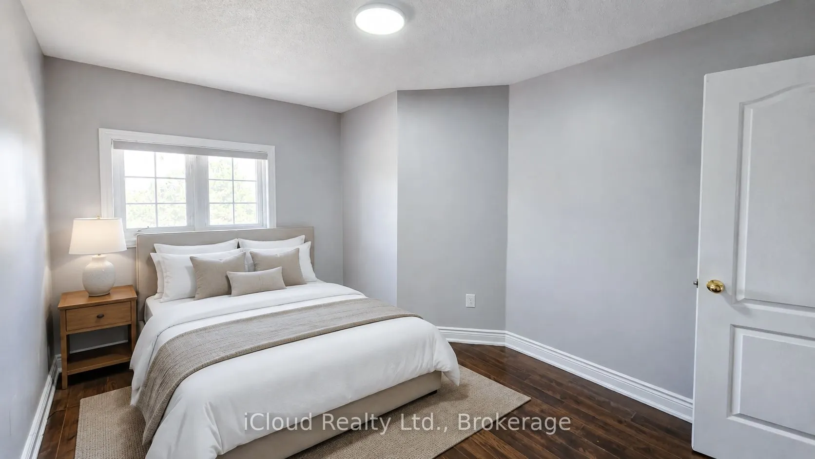39 Manett Crescent