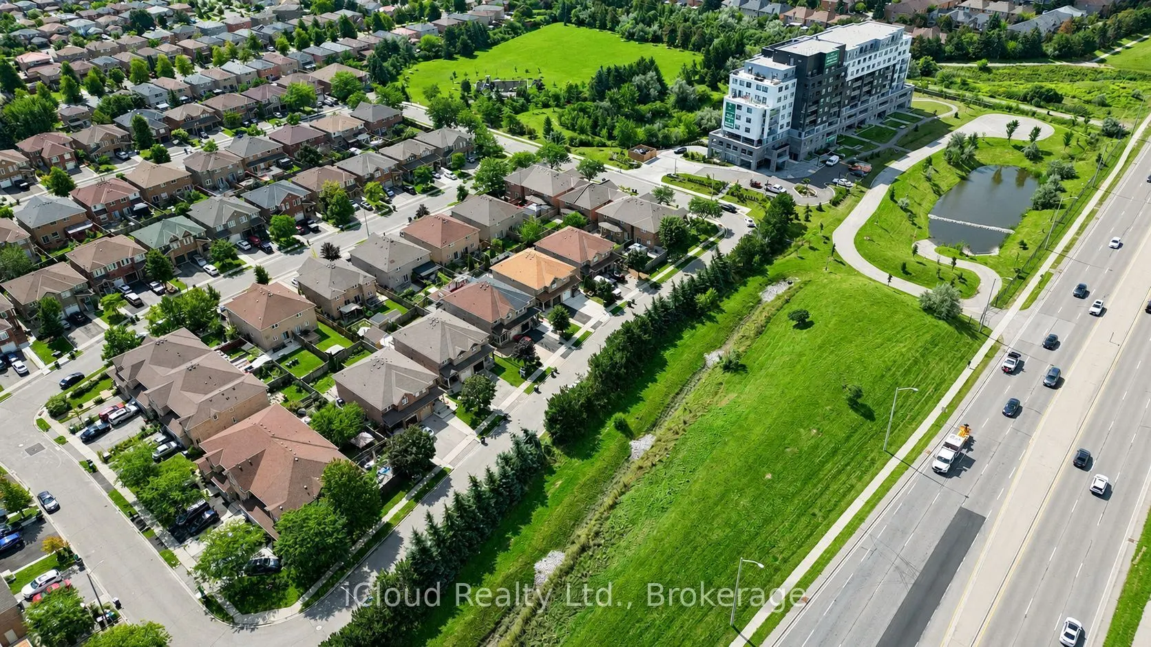 39 Manett Crescent