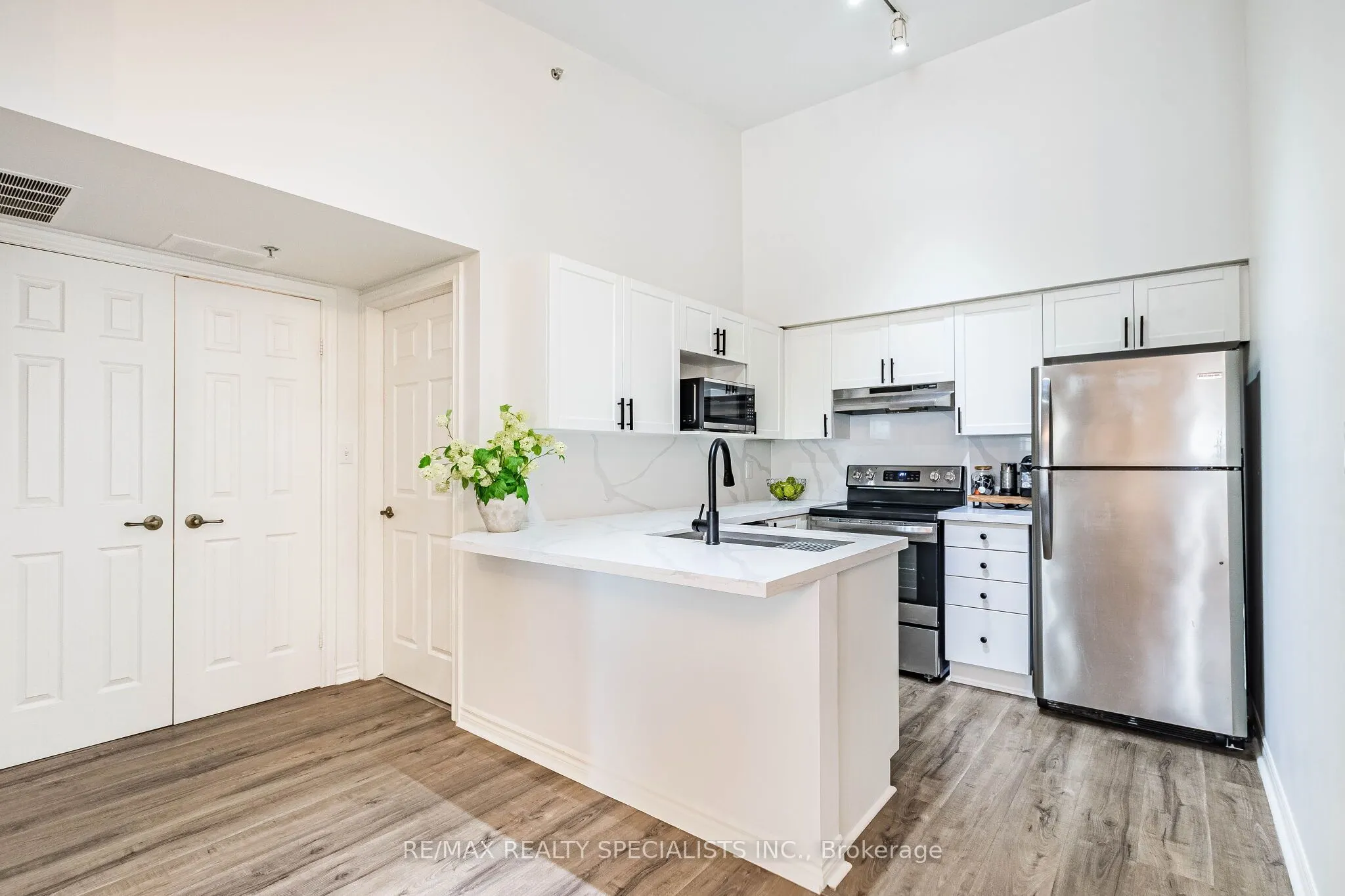 1480 Bishops Gate #406