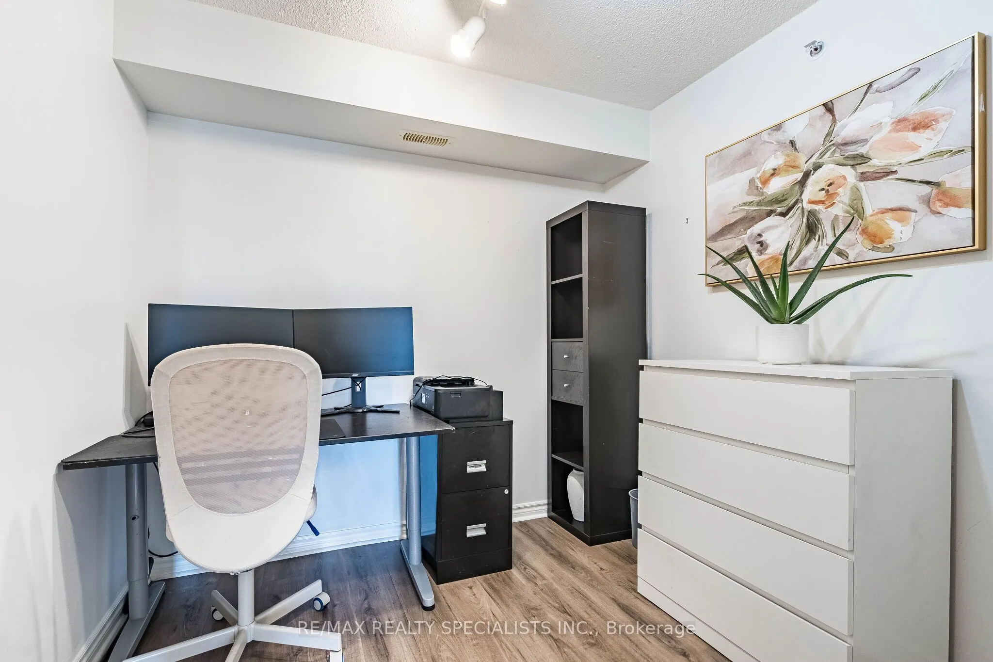 1480 Bishops Gate #406