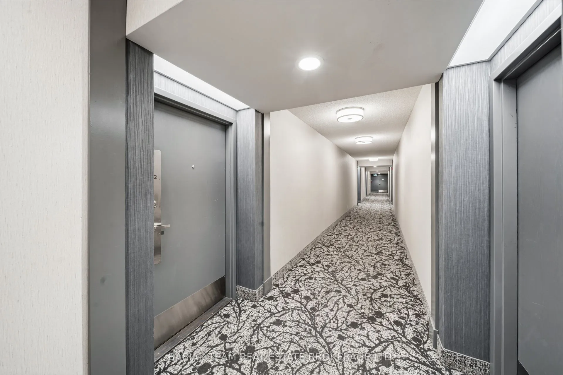 6 Humberline Drive #202