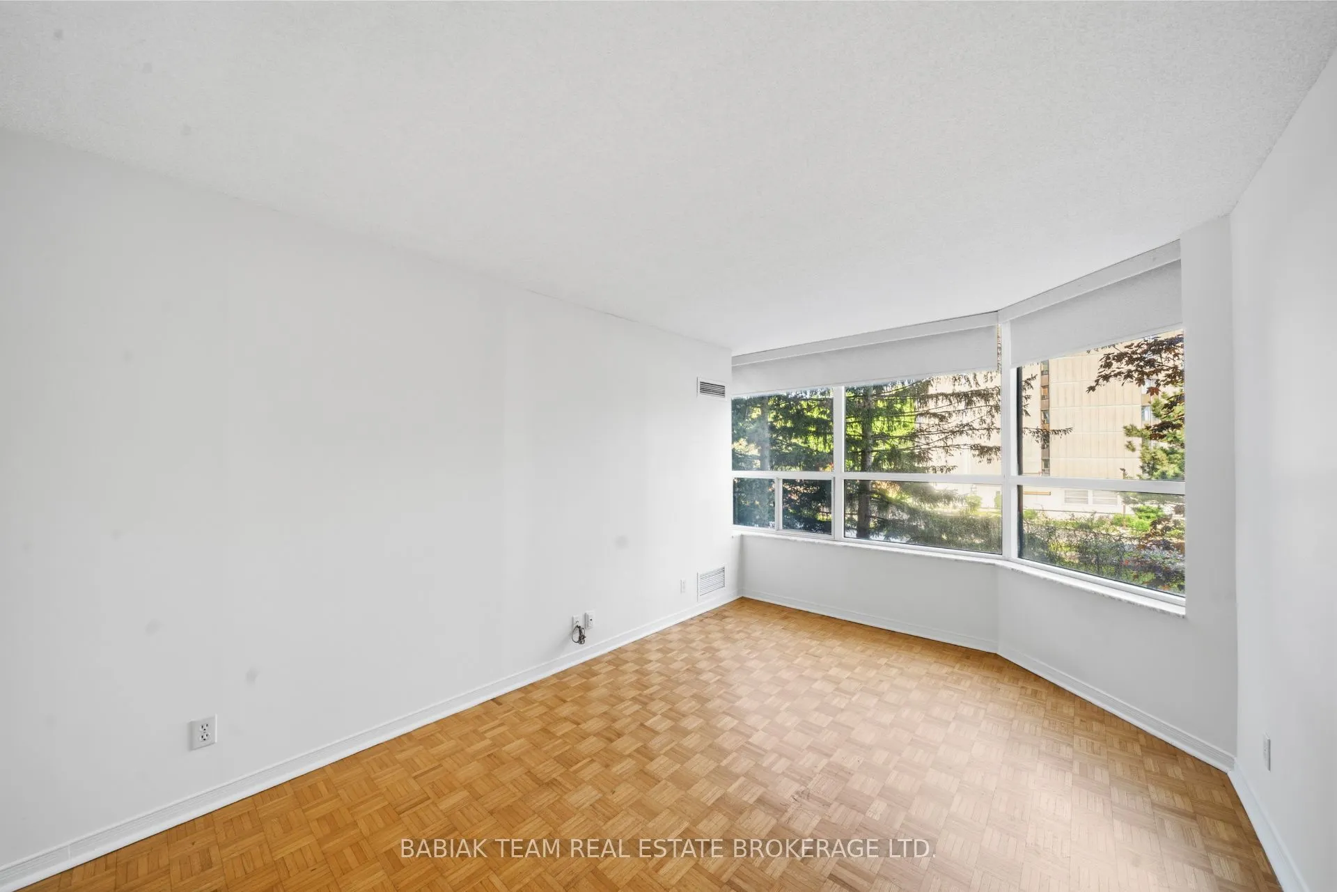 6 Humberline Drive #202