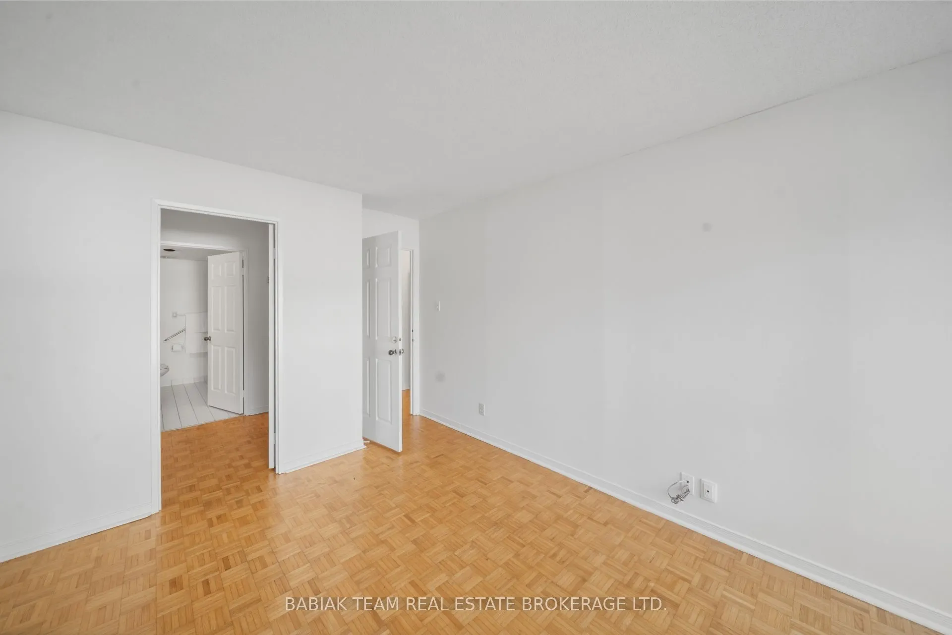 6 Humberline Drive #202