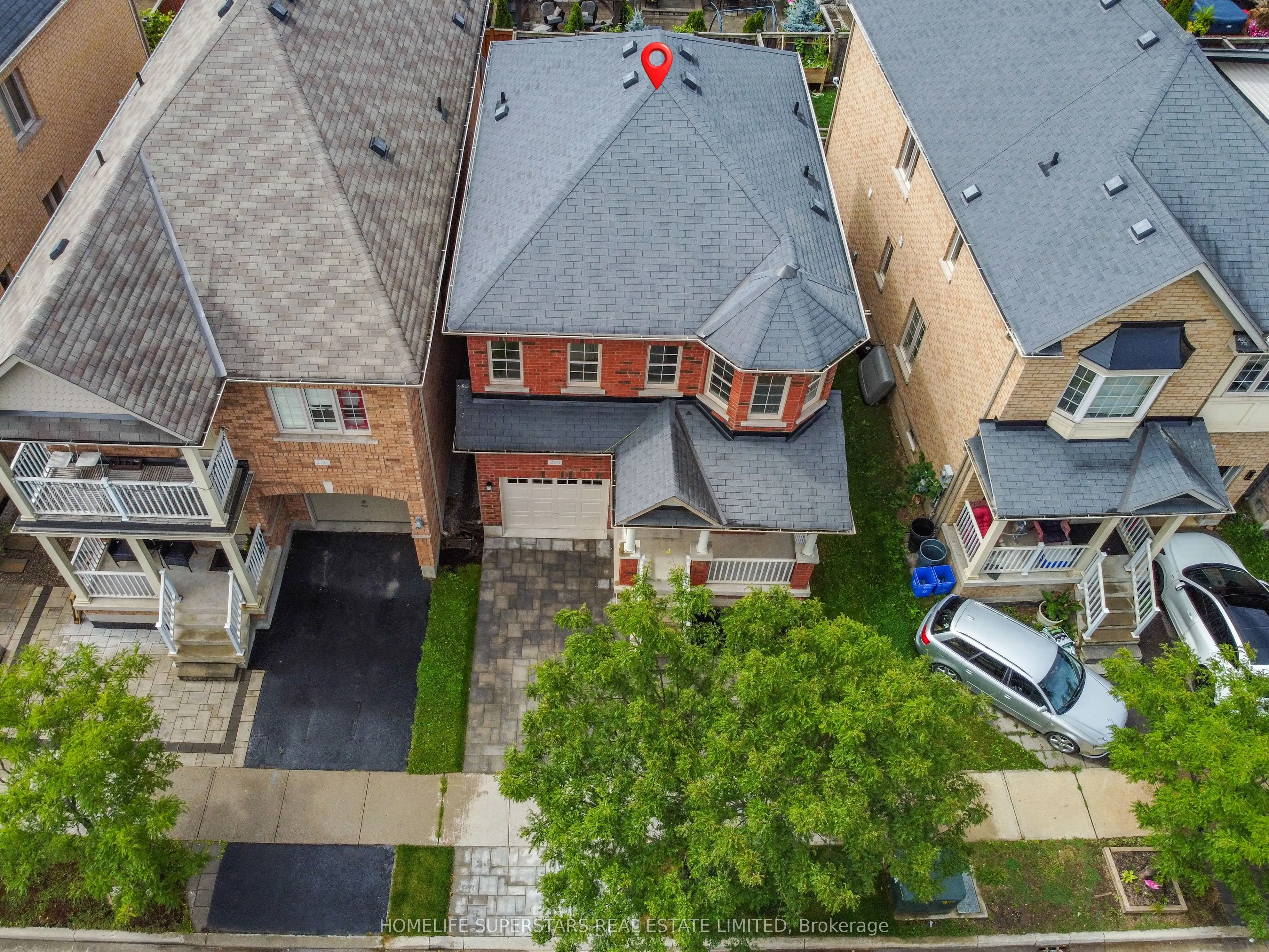 254 Giddings Crescent