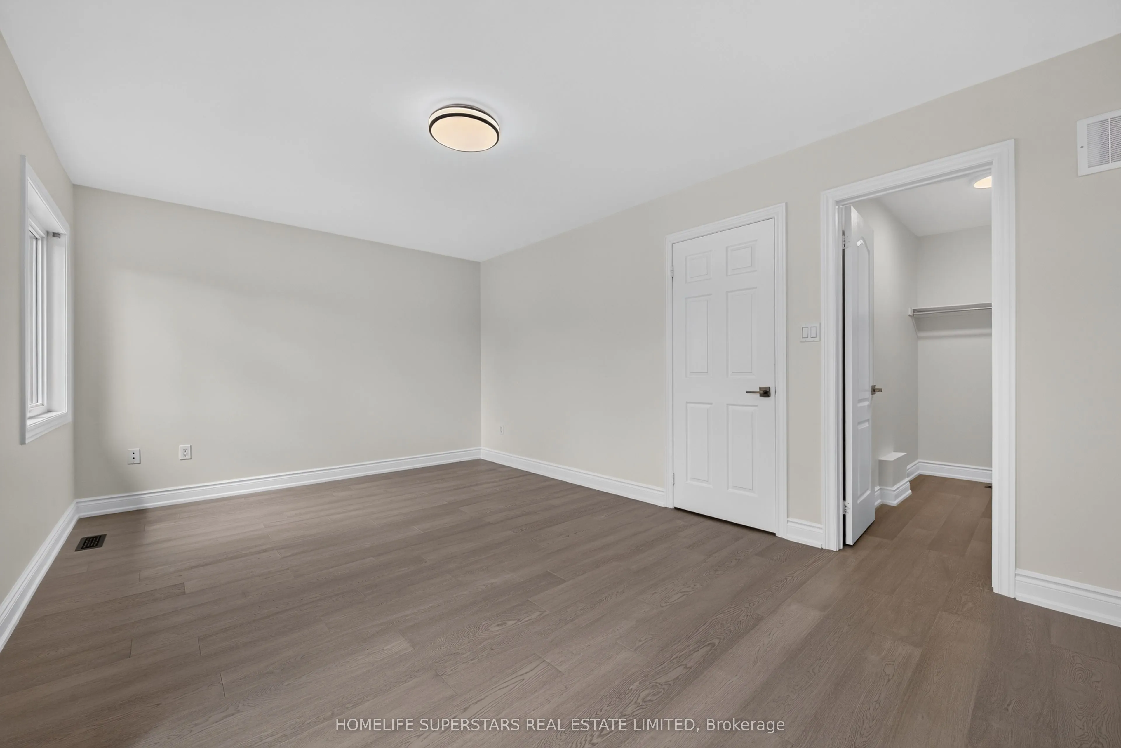 254 Giddings Crescent