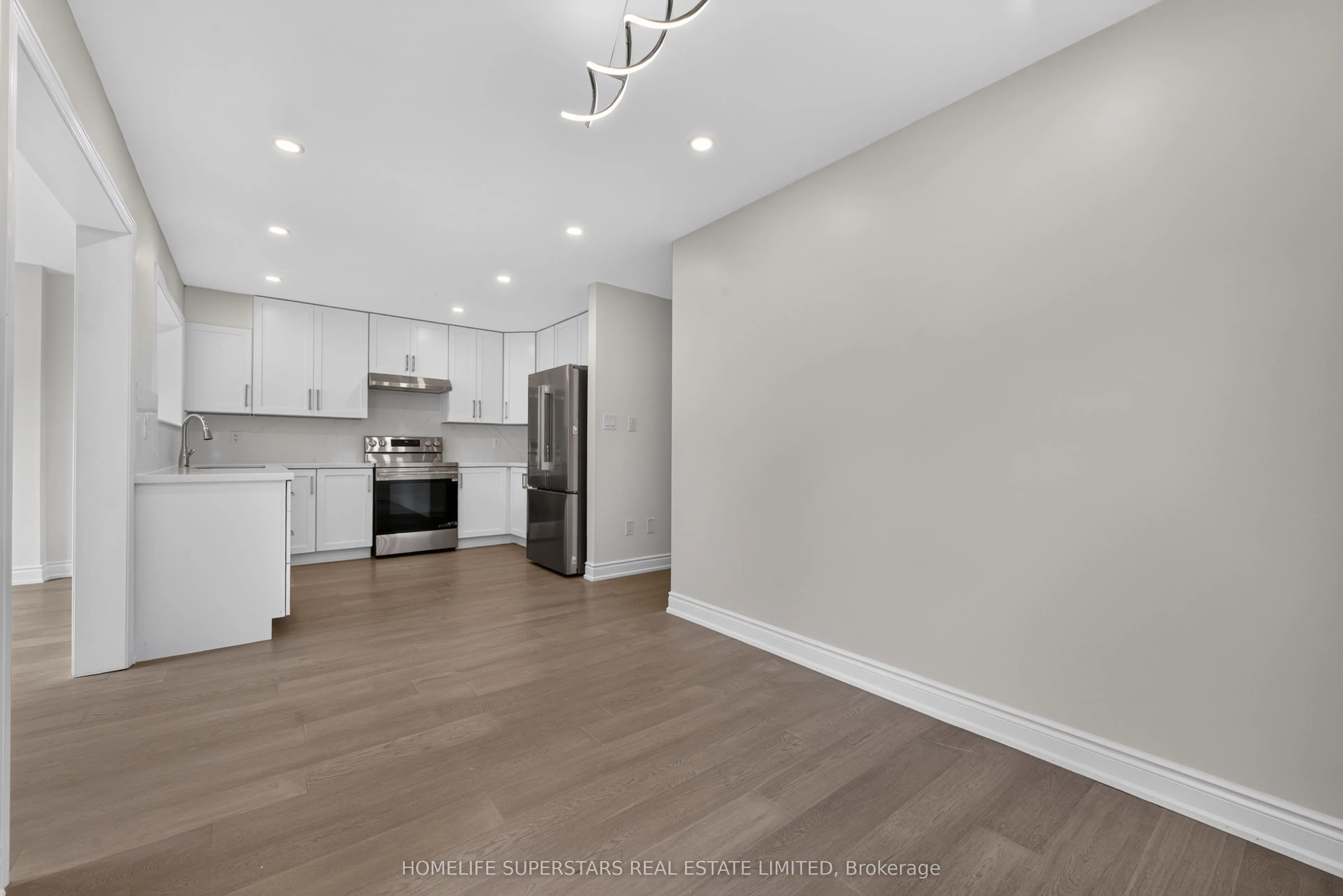 254 Giddings Crescent