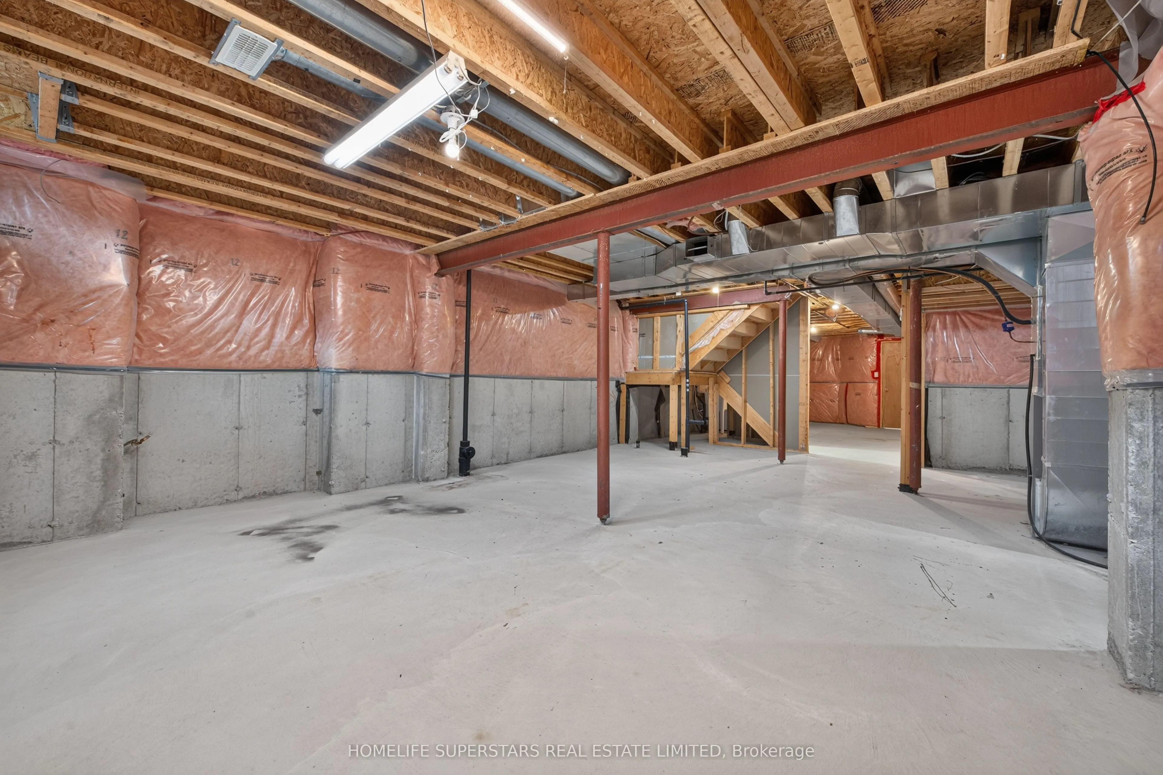 254 Giddings Crescent