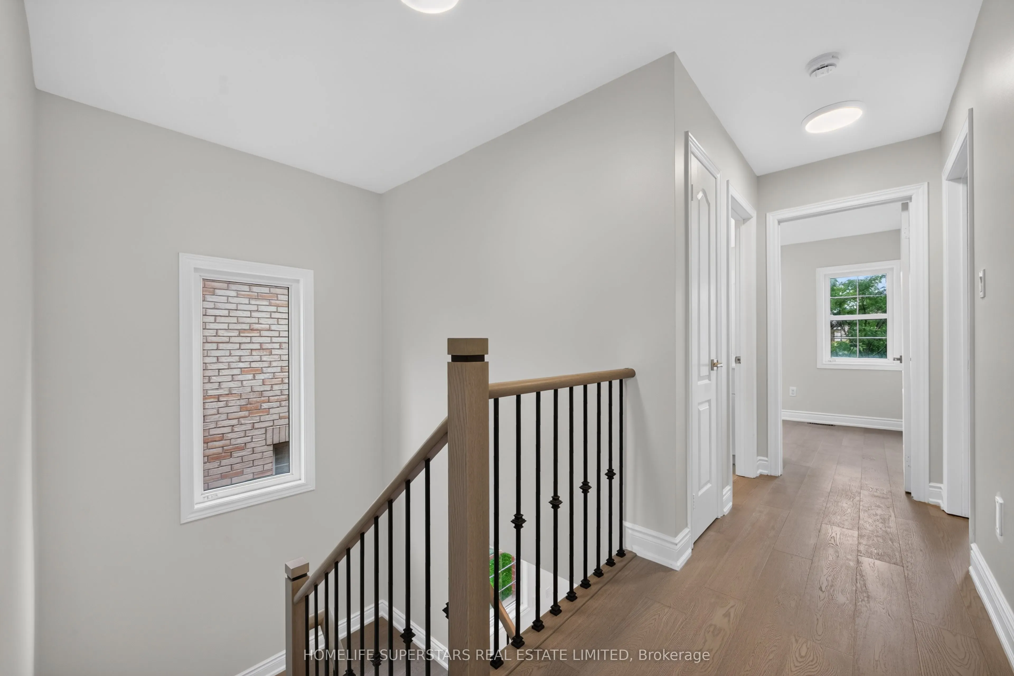 254 Giddings Crescent