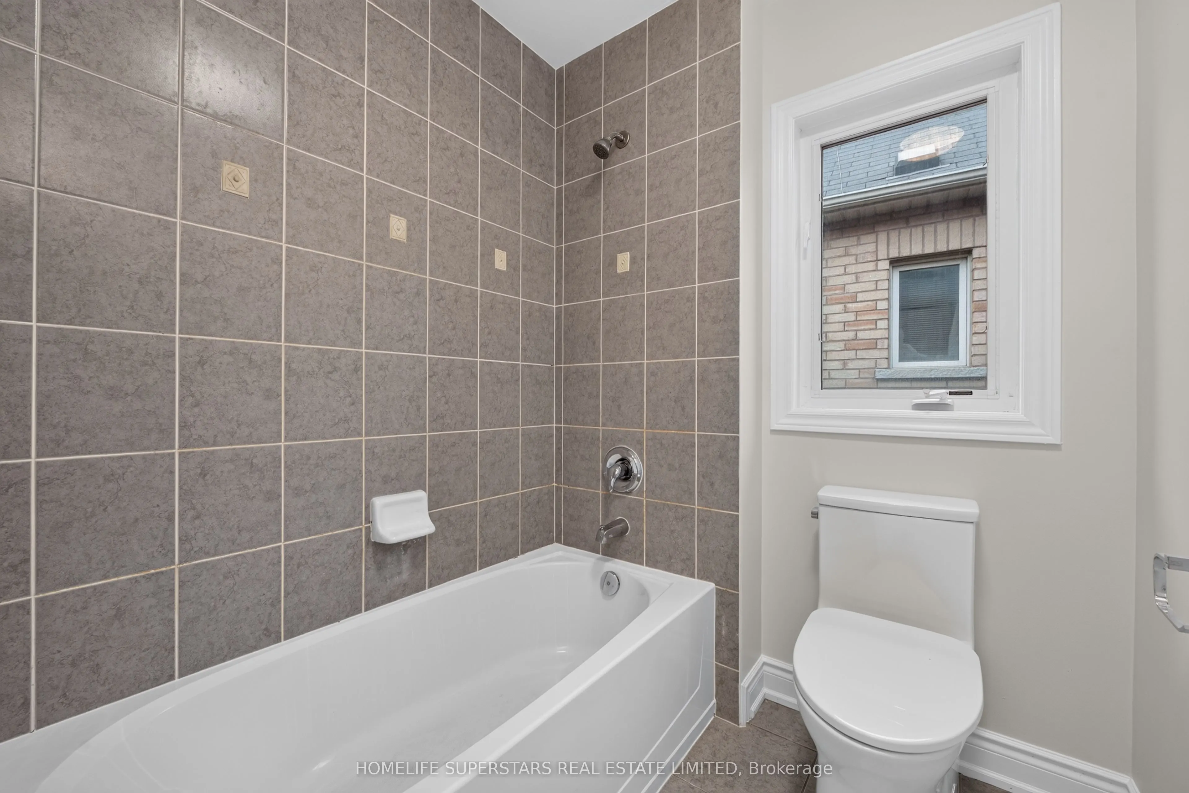 254 Giddings Crescent