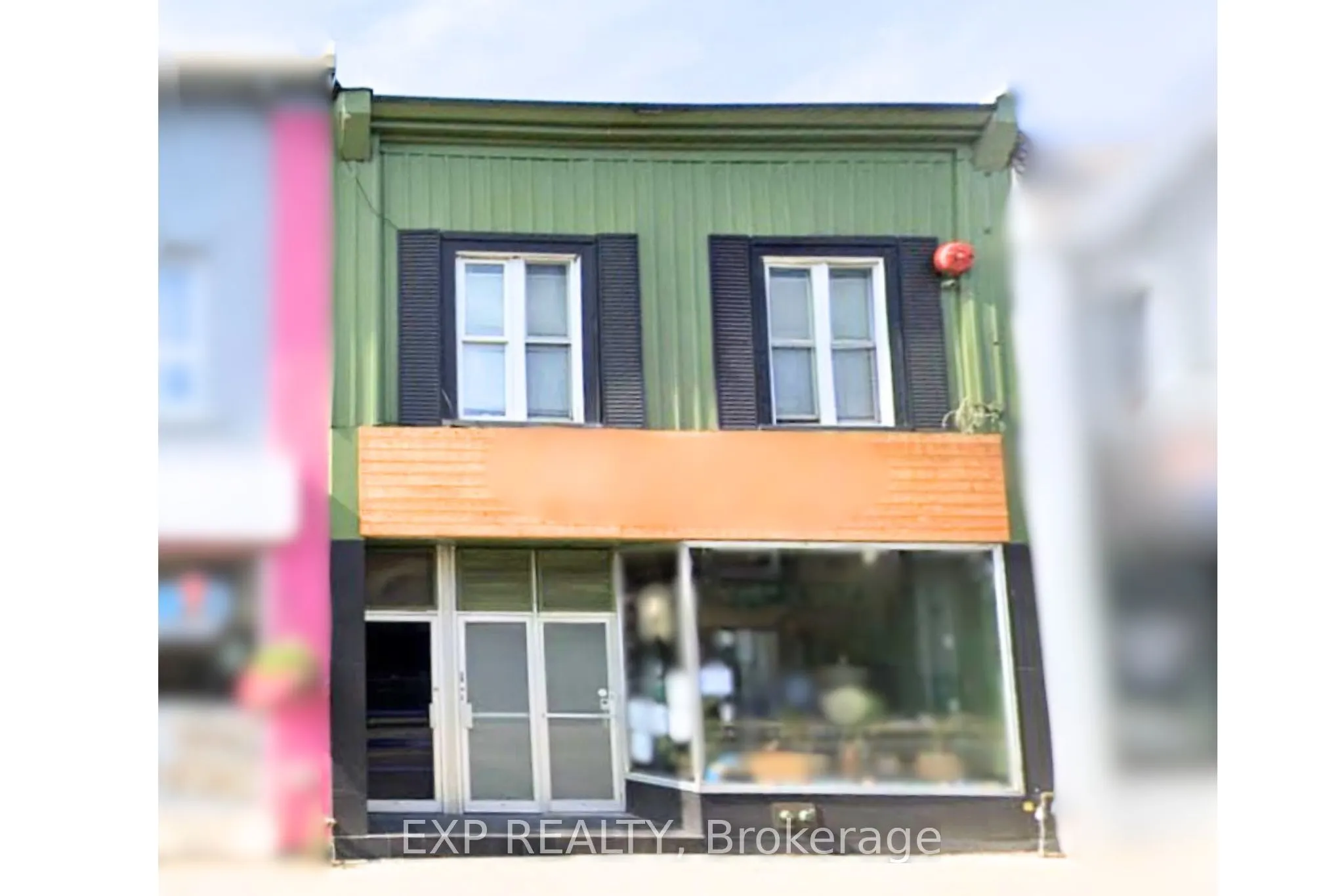 17 Mill Street E