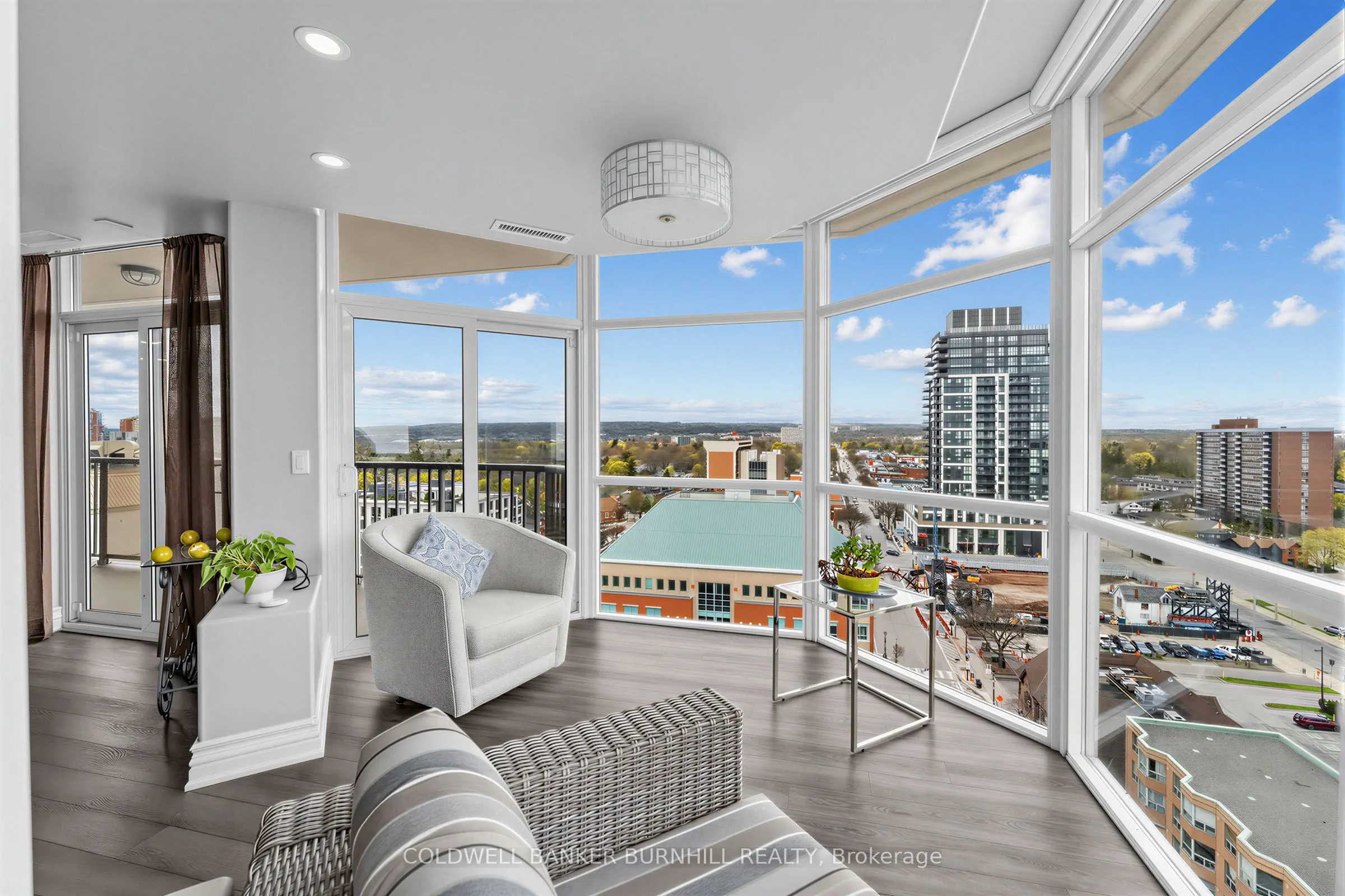 1477 Lakeshore Road #PH1